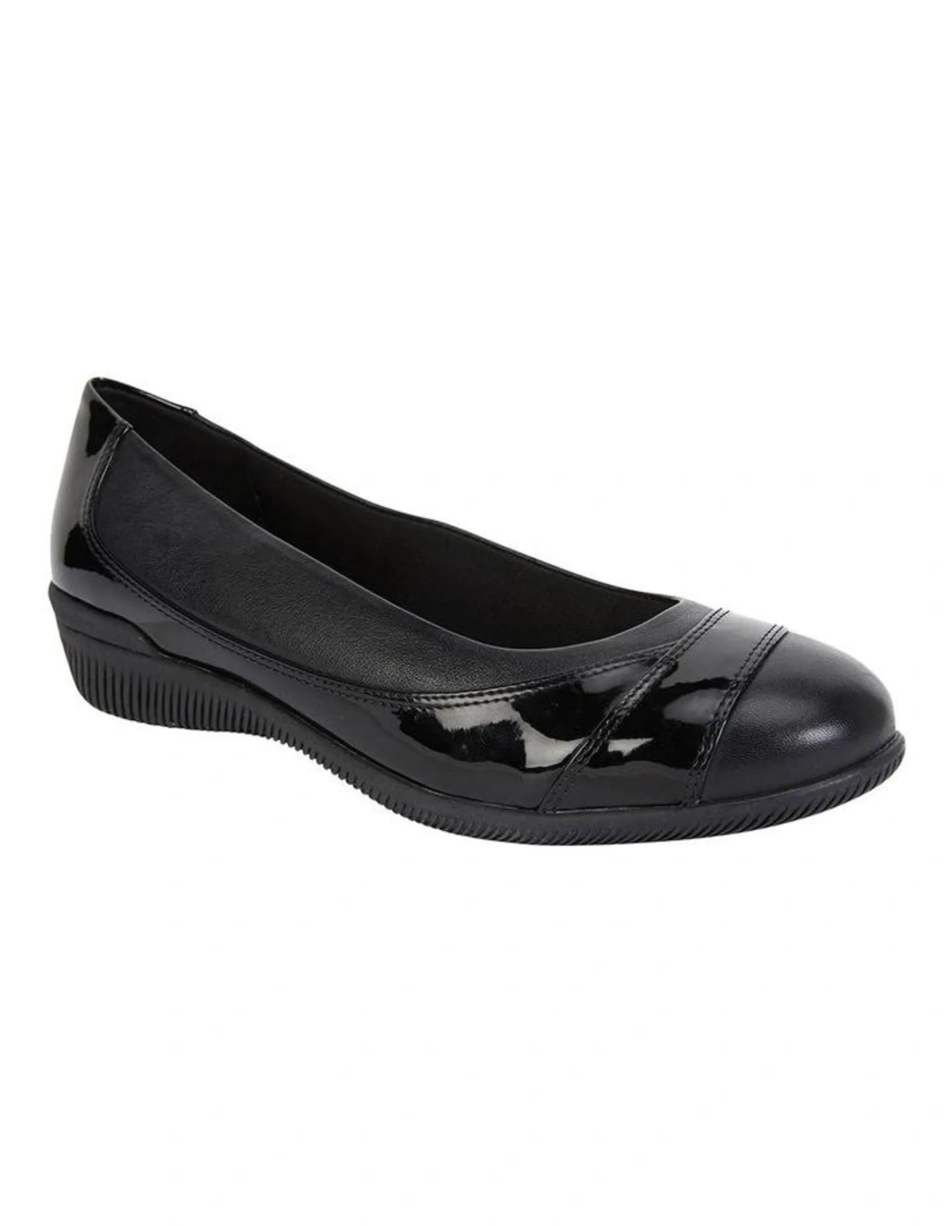 Virgo Black Glove / Patent Flat Shoes
