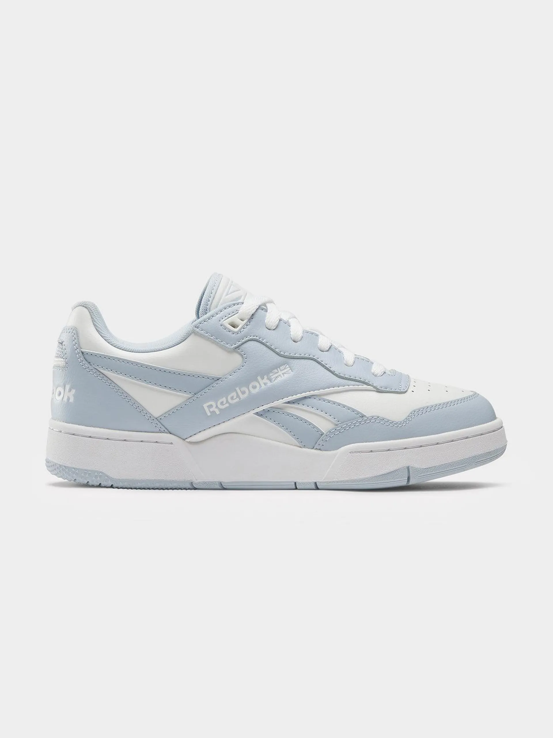 Womens BB 4000 II Basketball Sneakers in Pale Blue & Cloud White