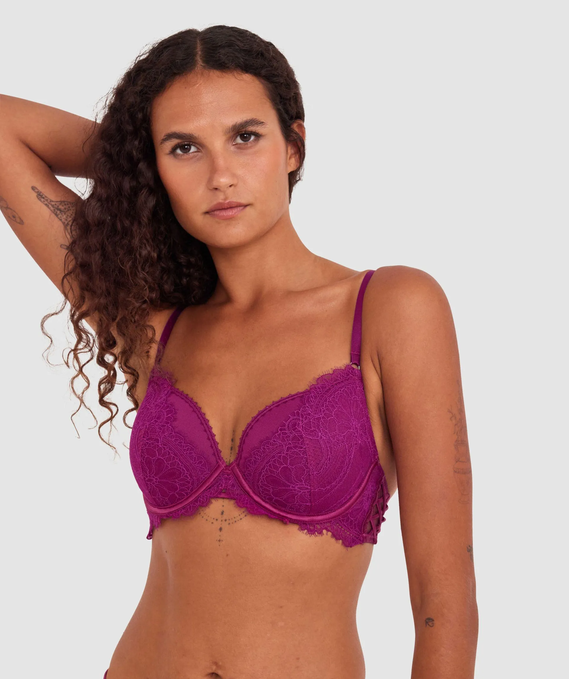 Gigi Contour Plunge Bra - Dark Red