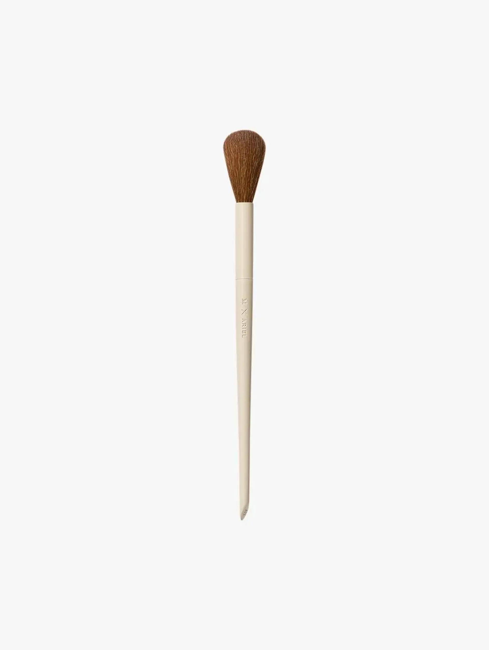 Morphe X Ariel A22 Blush Brush