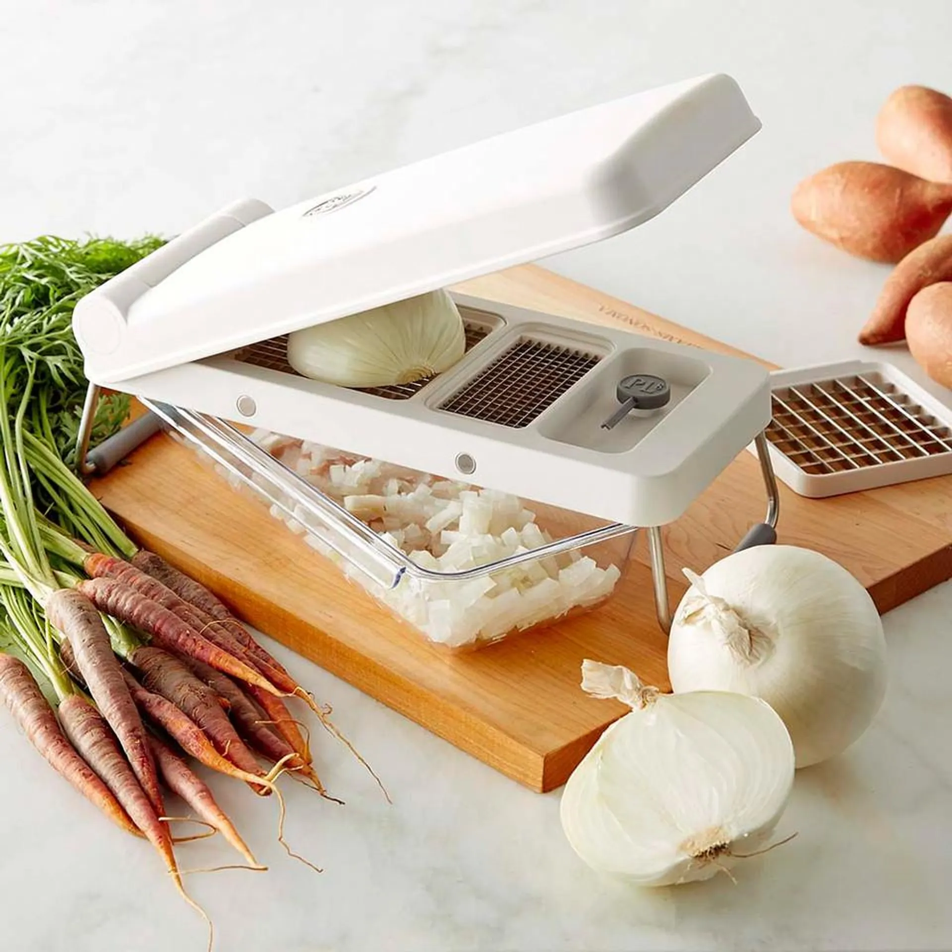 PL8 Professional Vegetable Chopper