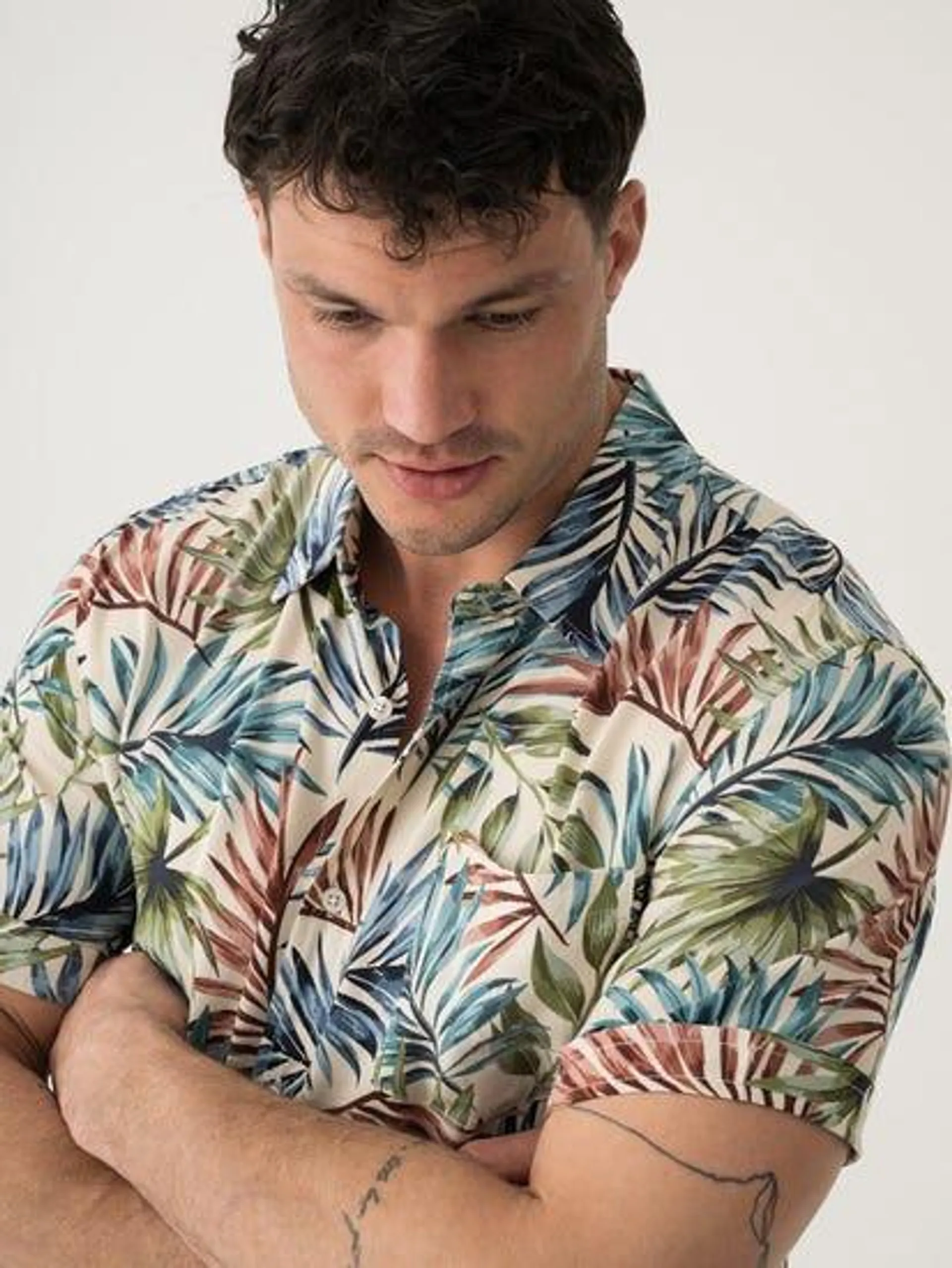 Pacifica Short Sleeve Rayon Shirt Leaf Print