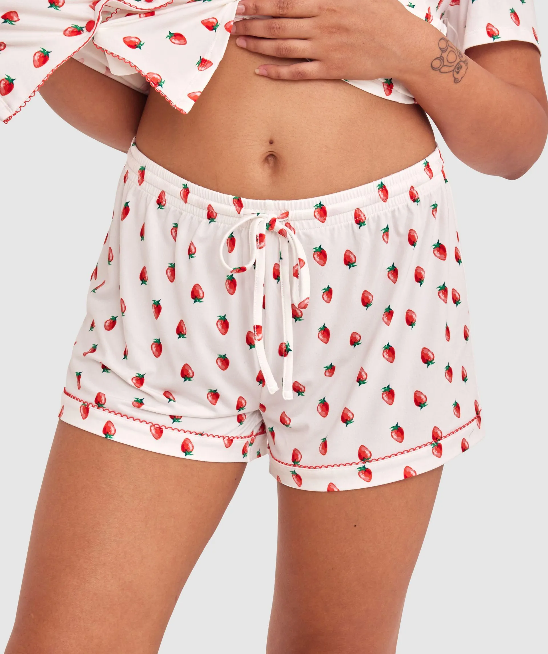 Berry Delight Short - Print