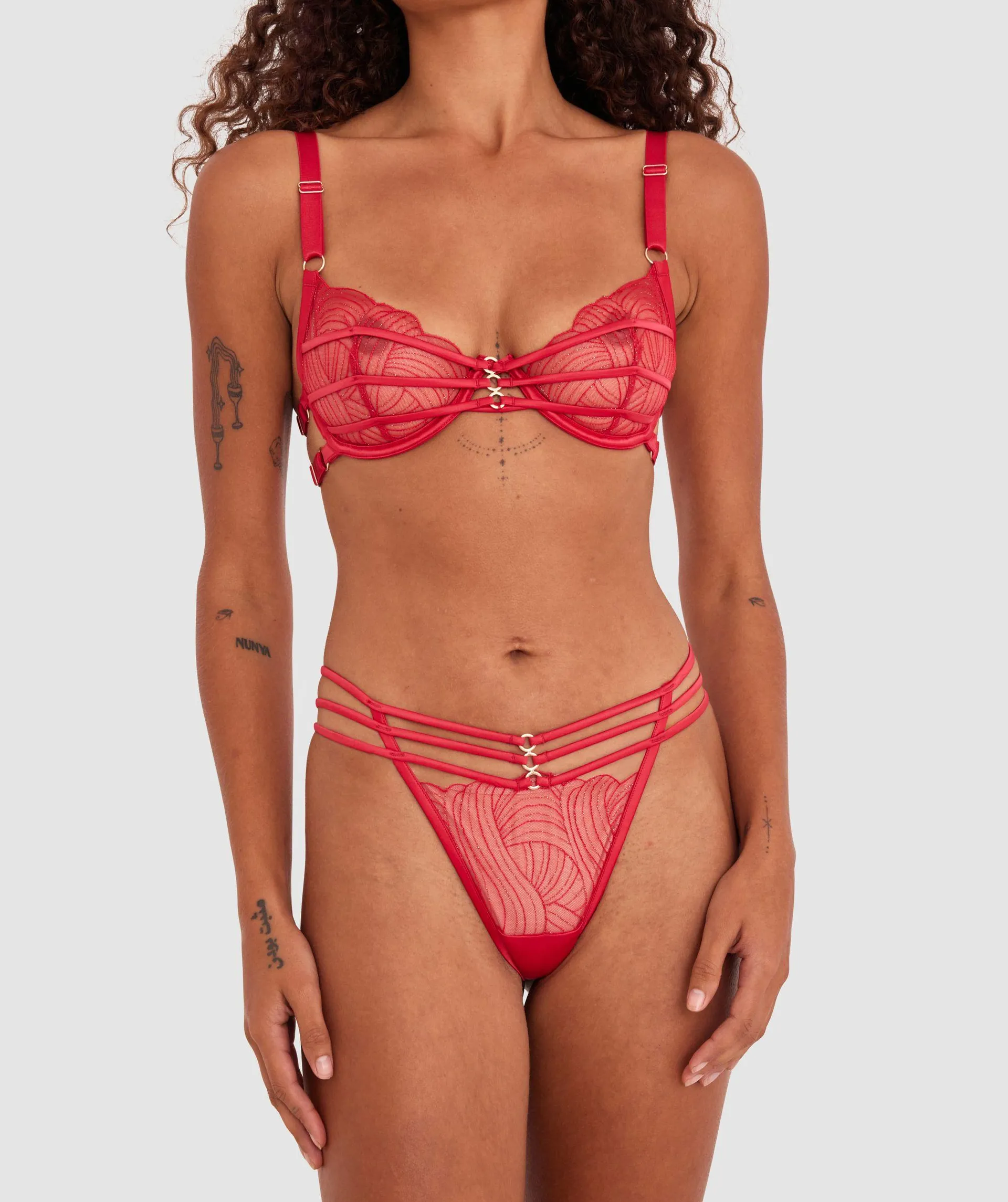 Night Games Foxi Underwire & String Set - Red