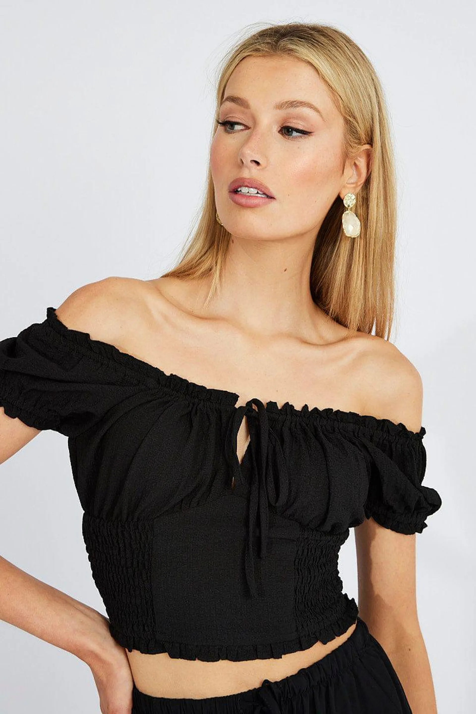Black Ruched Top Short Sleeve