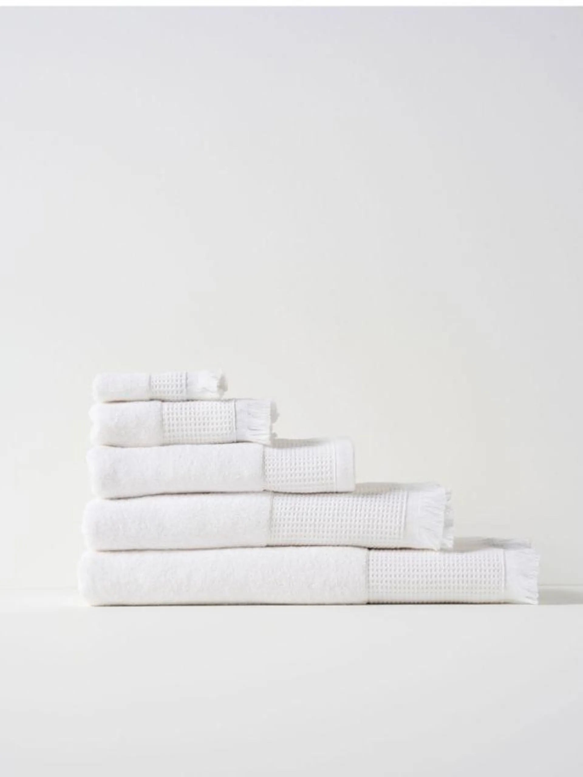 Eden White Towel Collection