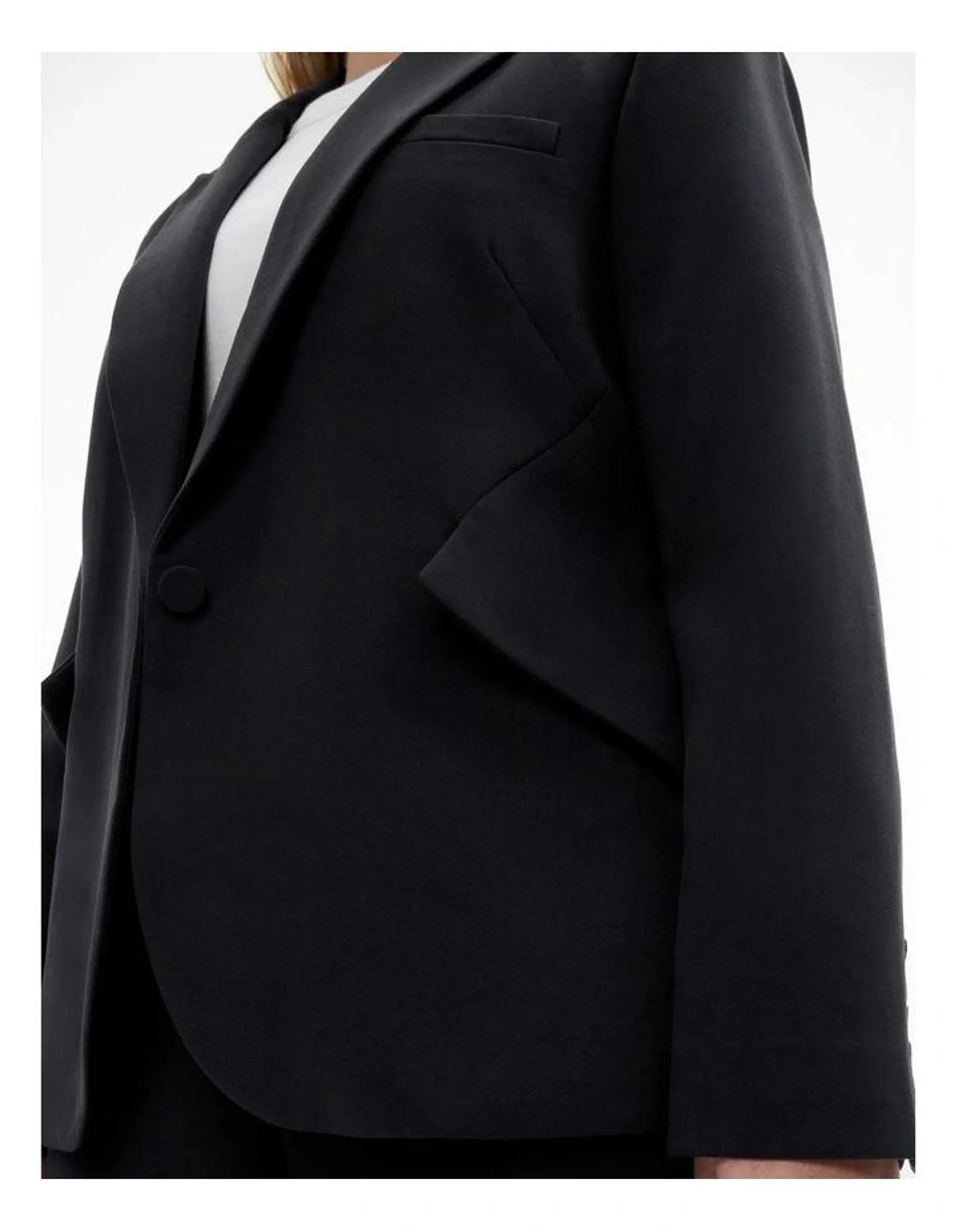 Seam Detail Single Breasted Blazer in Black