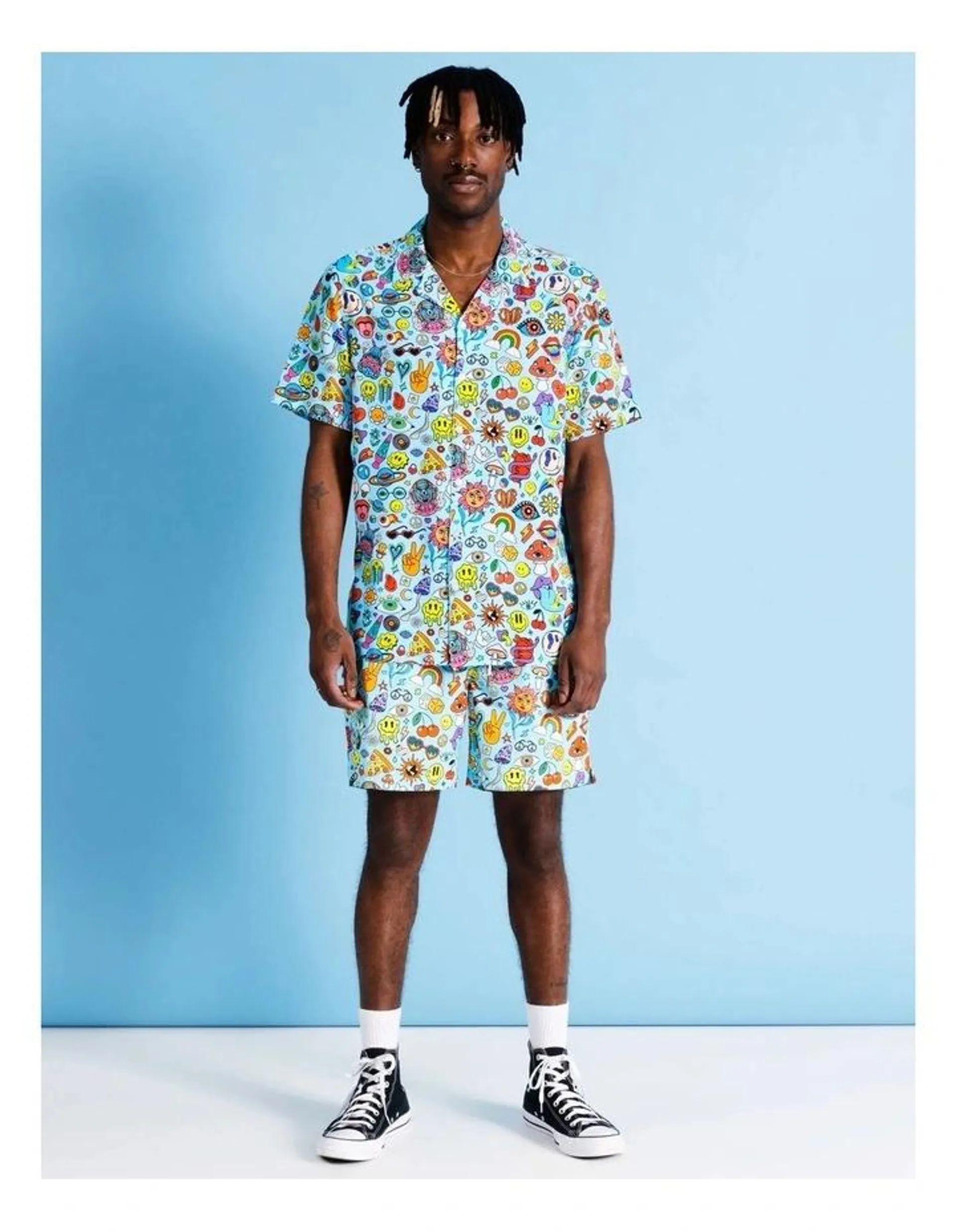 Rainbow Road Print Short Sleeve Rayon Shirt in Blue