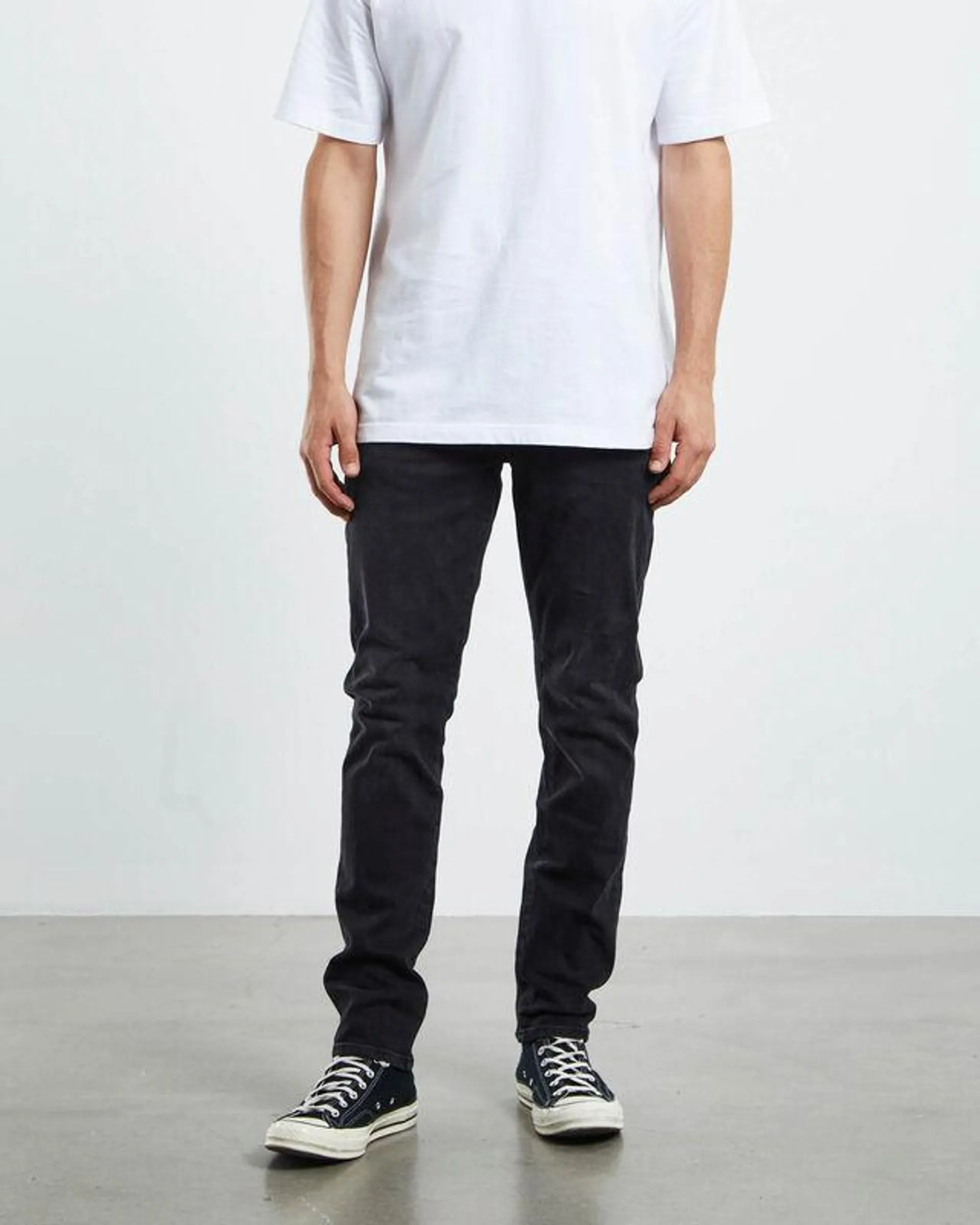 Ray Tapered Slim Jeans Box Car Black