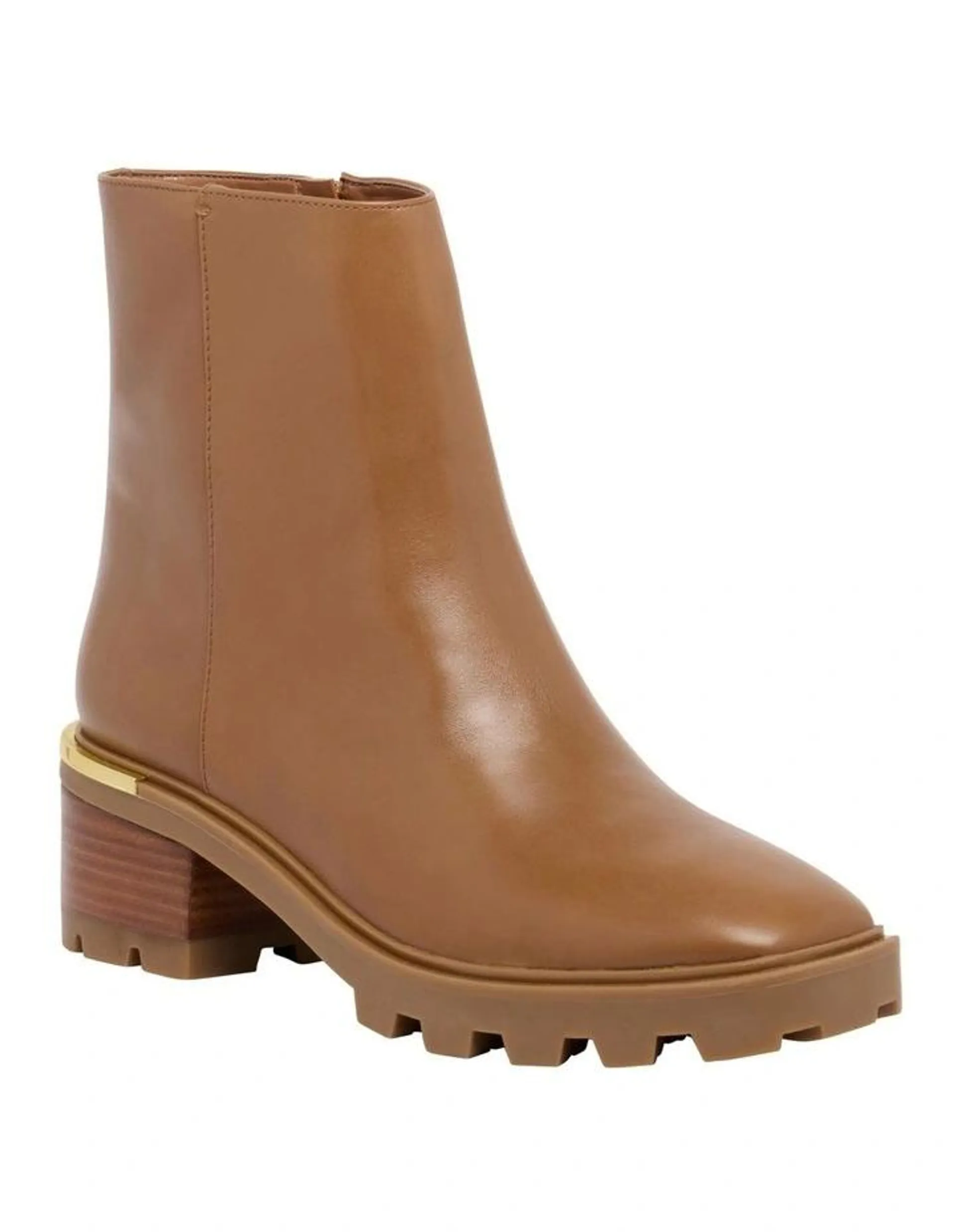 Remmie Natural Boots