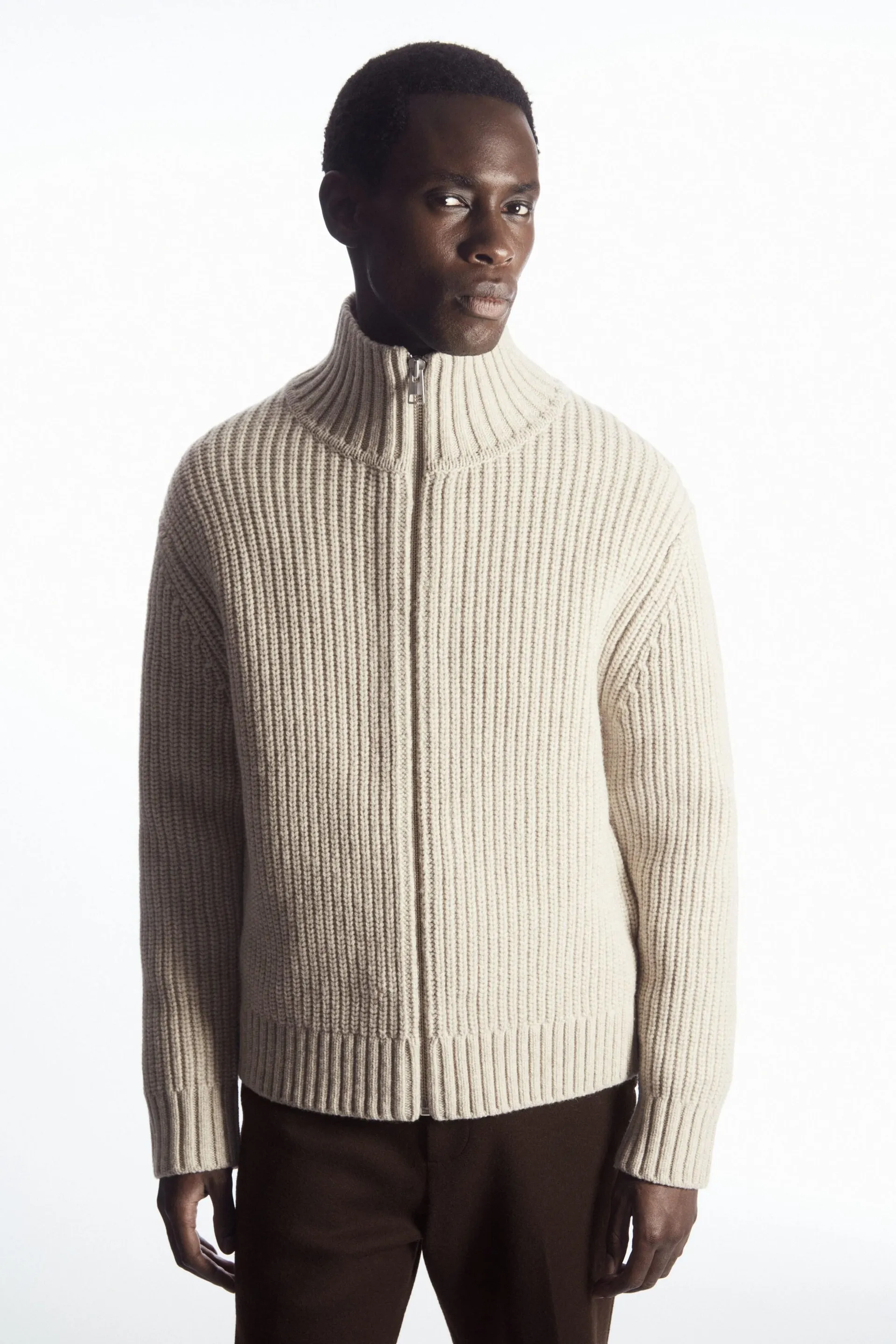 FUNNEL-NECK KNITTED WOOL JACKET