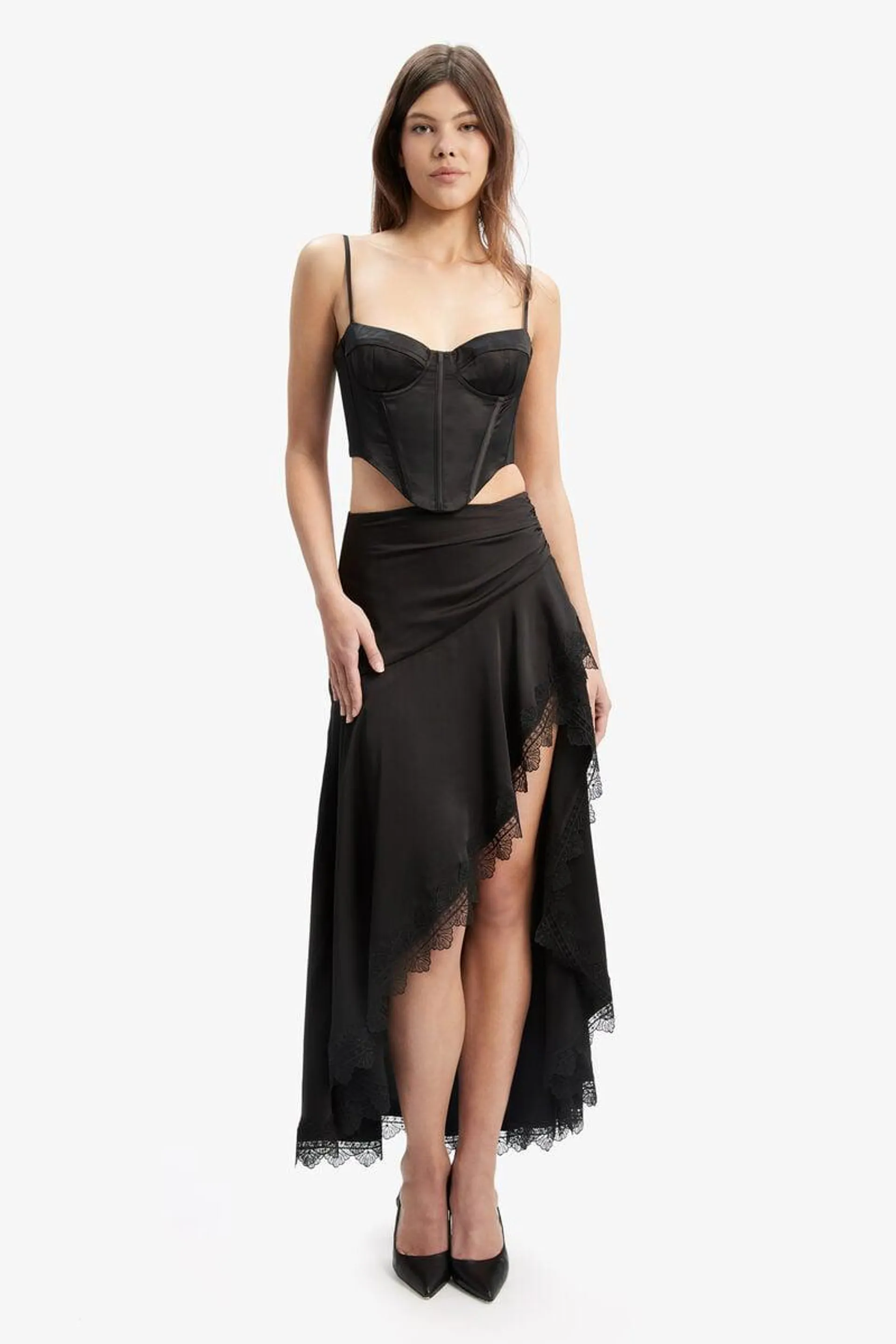 selena lace trim skirt in black