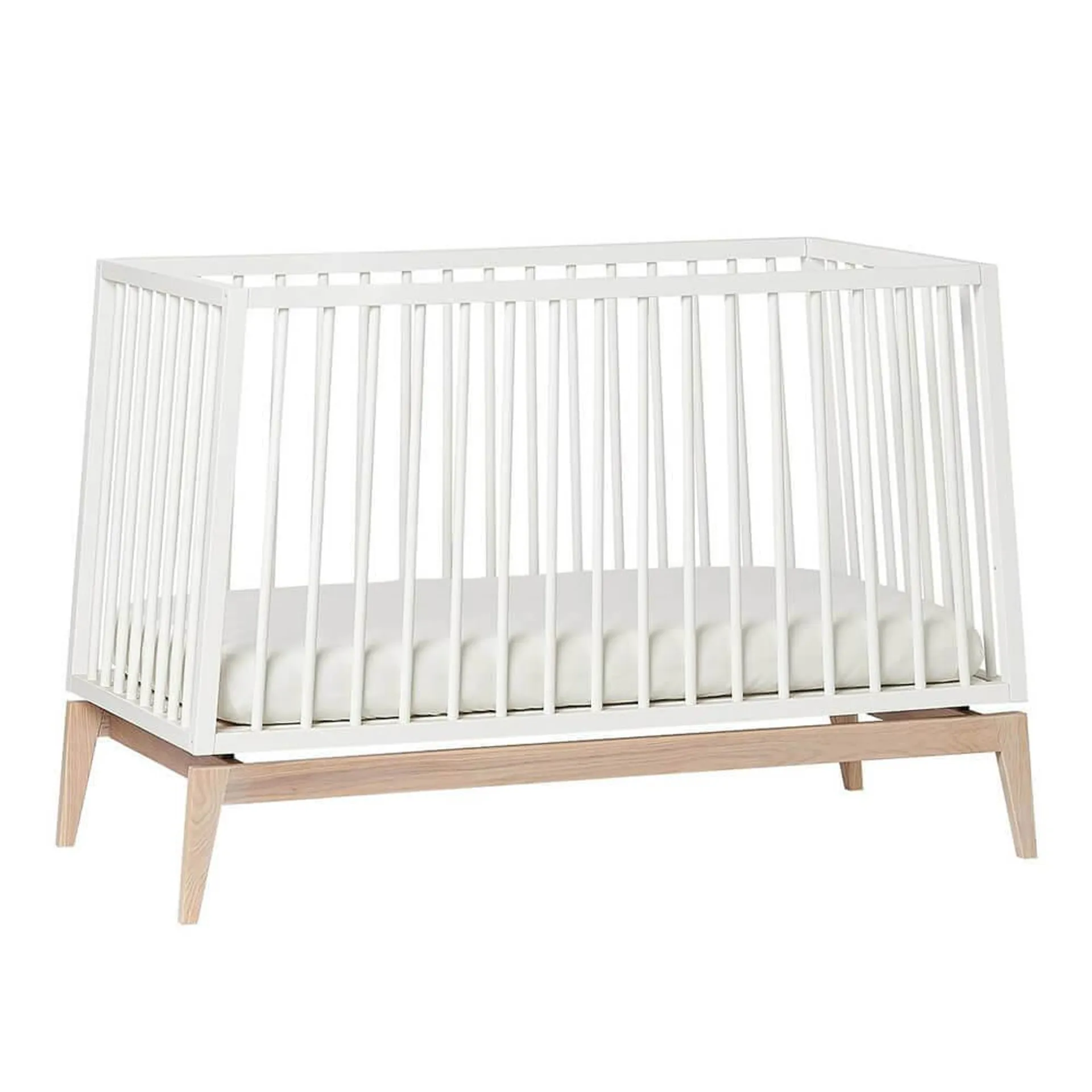 Leander Luna Cot