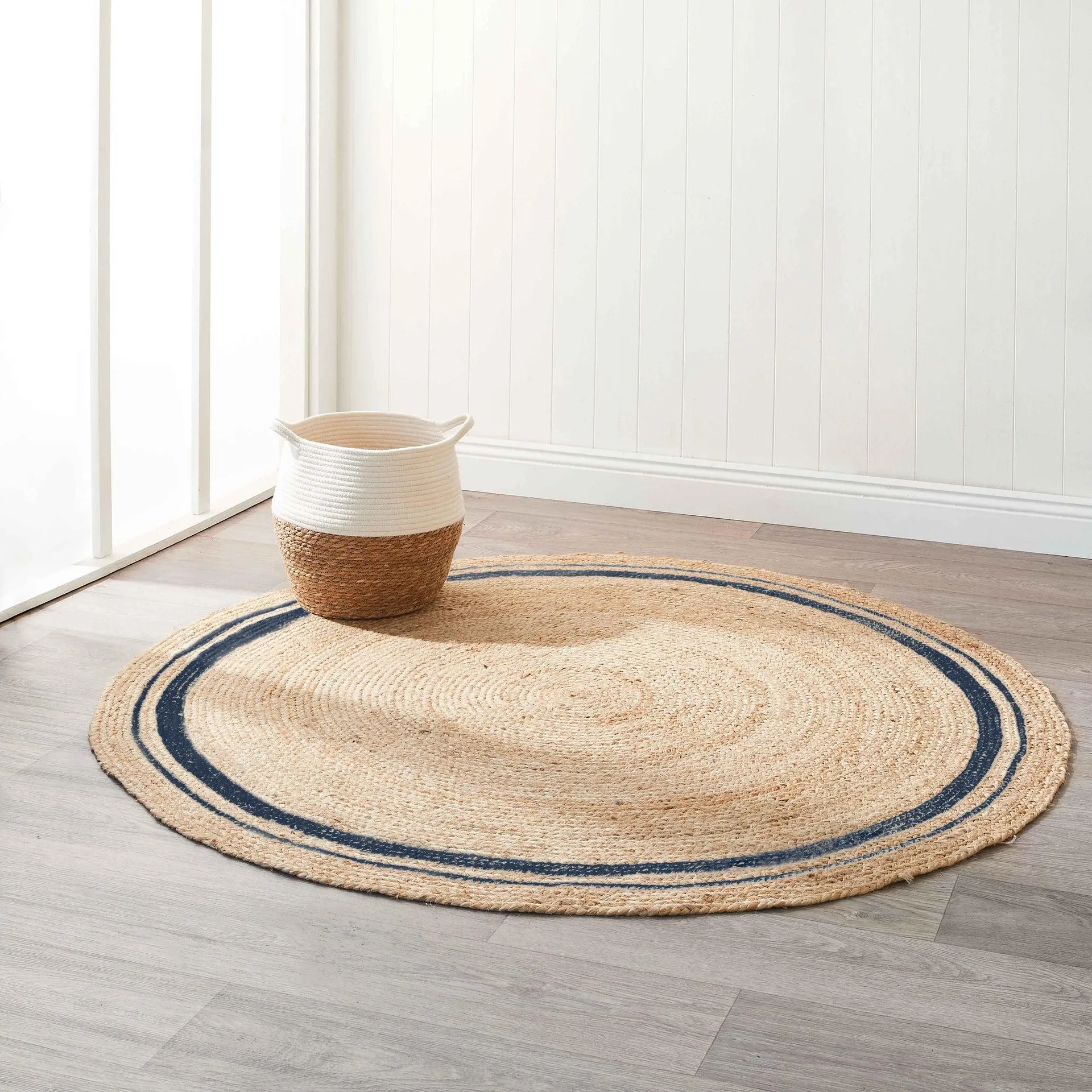 Deborah Hutton Round Jute Rug White