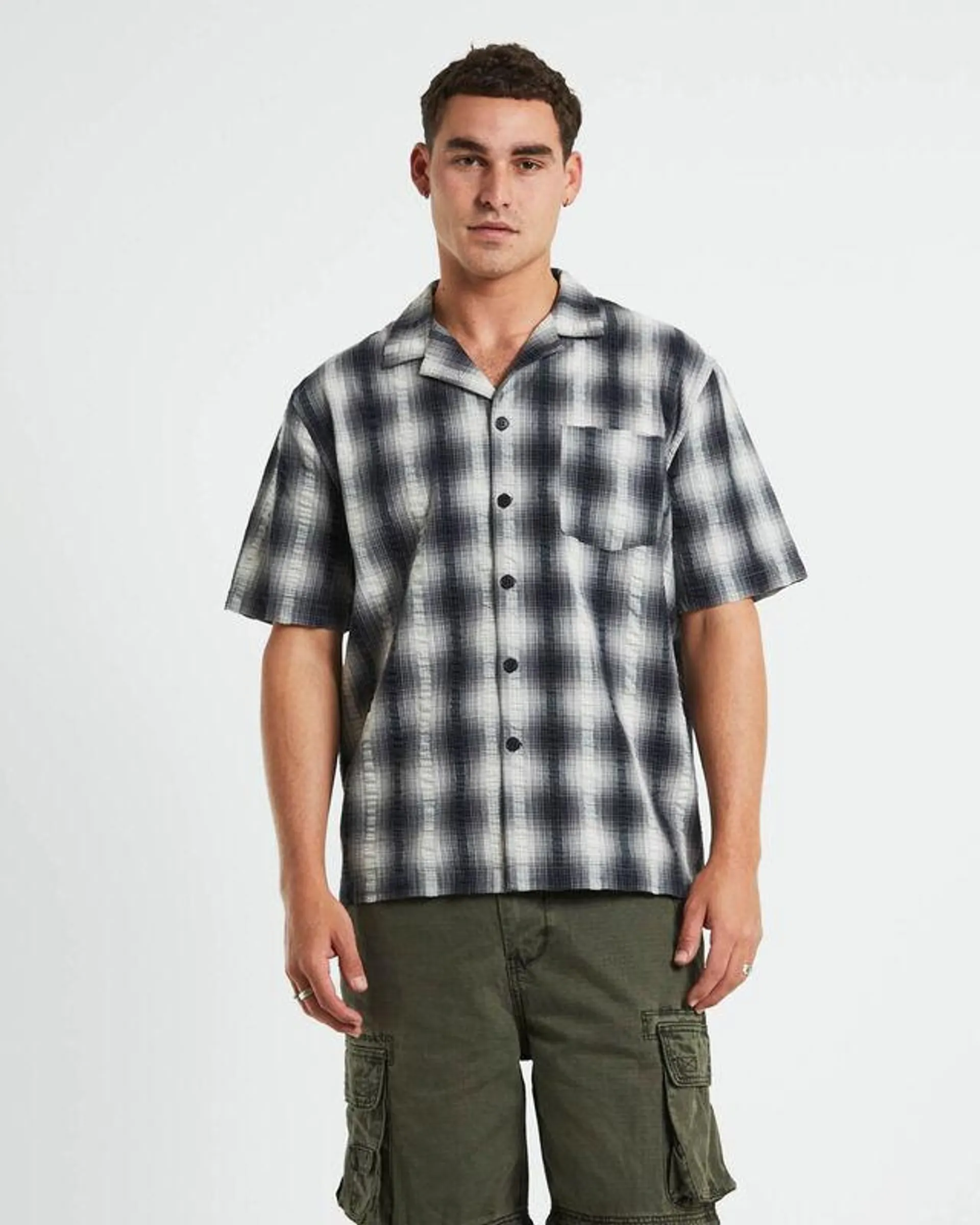 Aura Check Short Sleeve Shirt in Hombre Grey