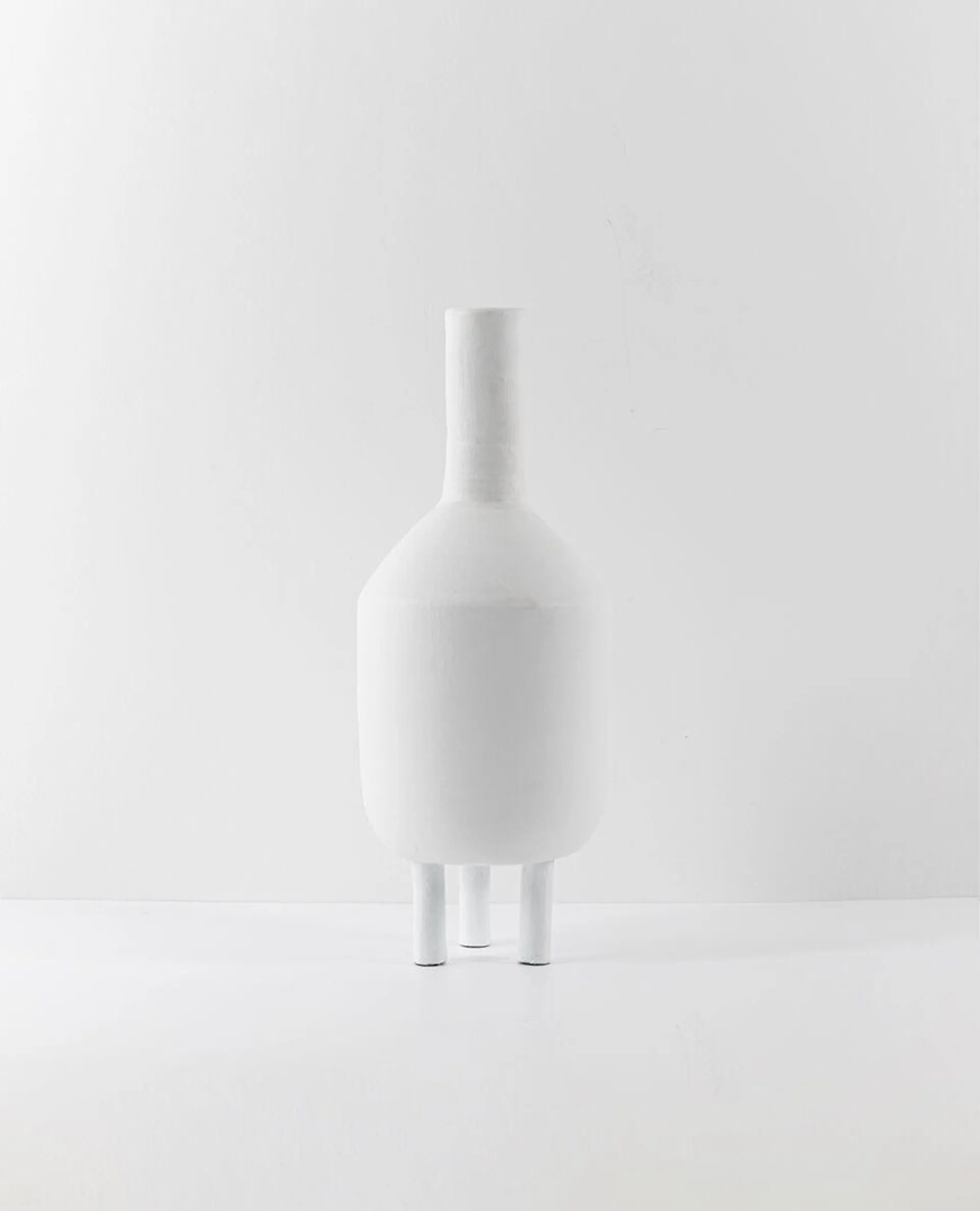 Kishi vase - white - tall