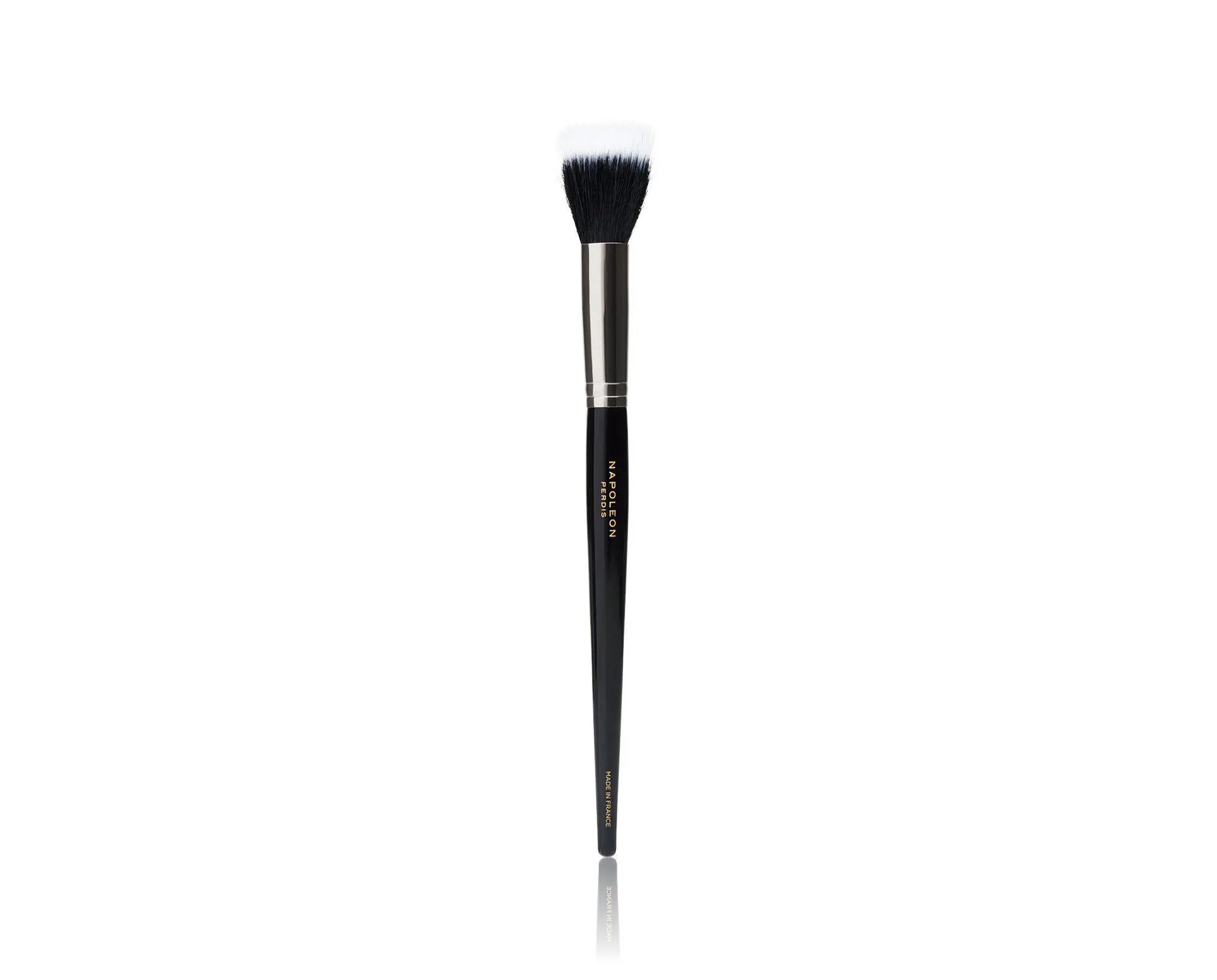 COMPLEXION PERFECTION BRUSH 17S