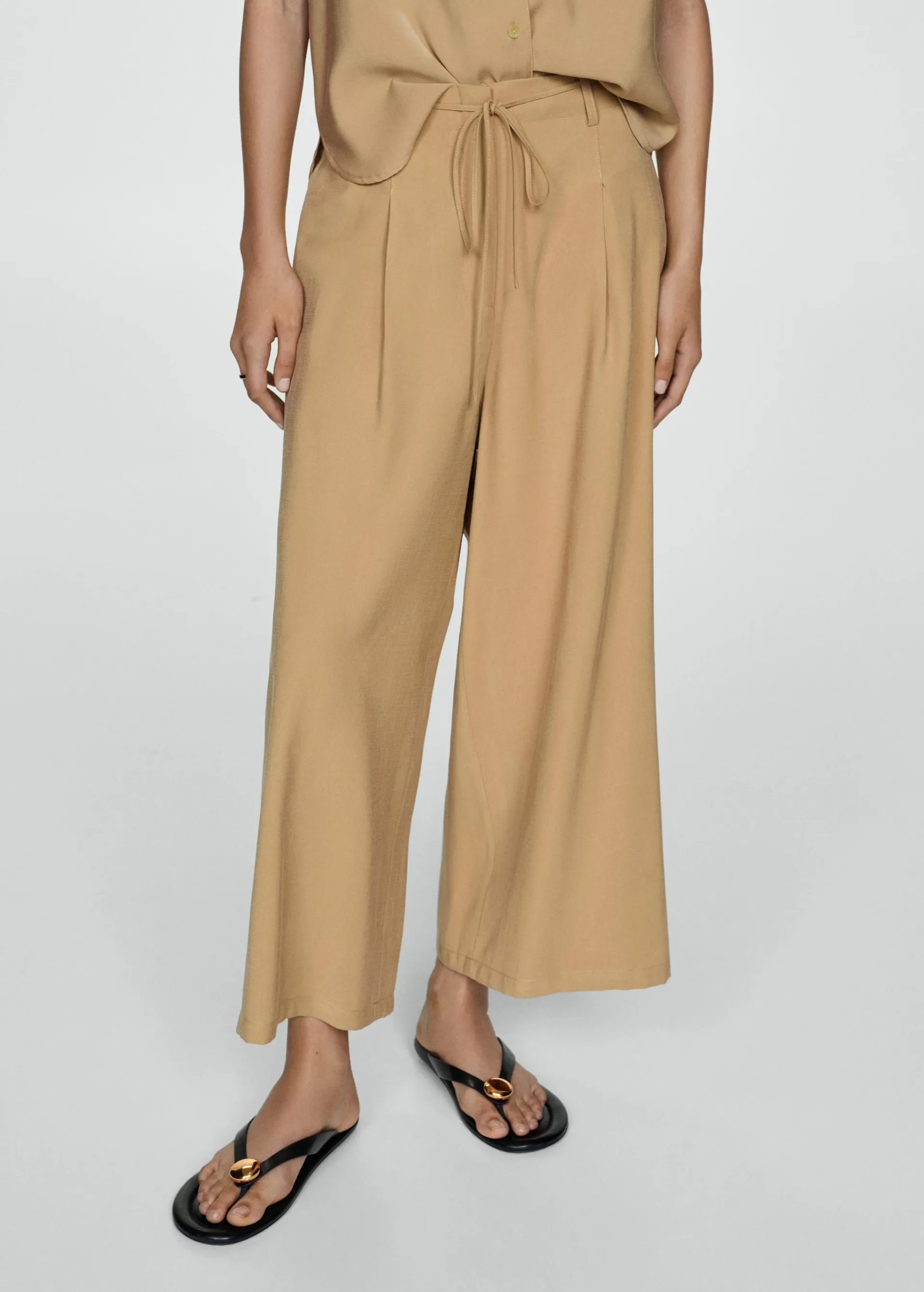 Wideleg trousers with elastic waist