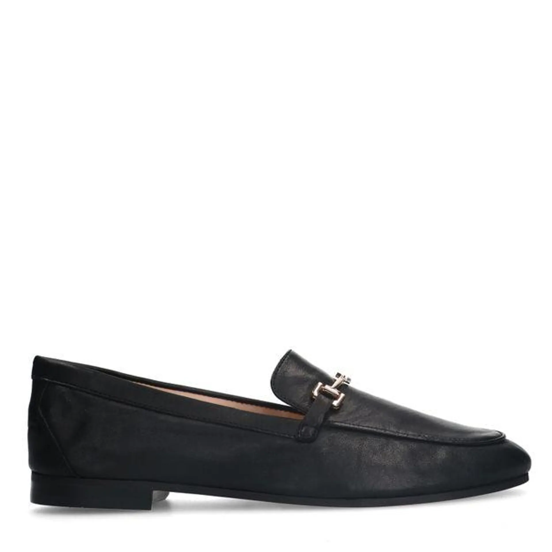 Zwarte leren loafers met goudkleurige chain