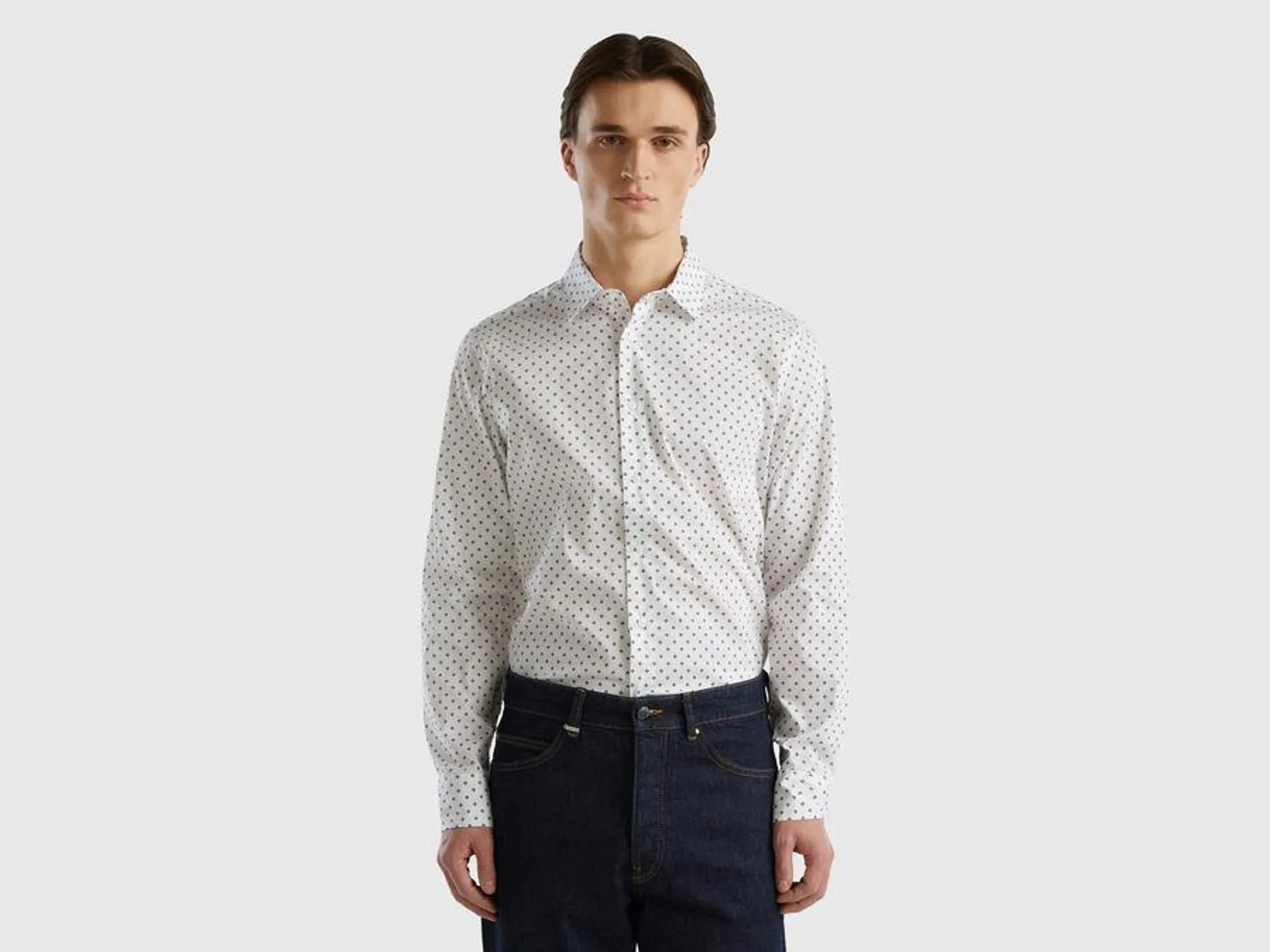 Slim fit micro-patterned shirt