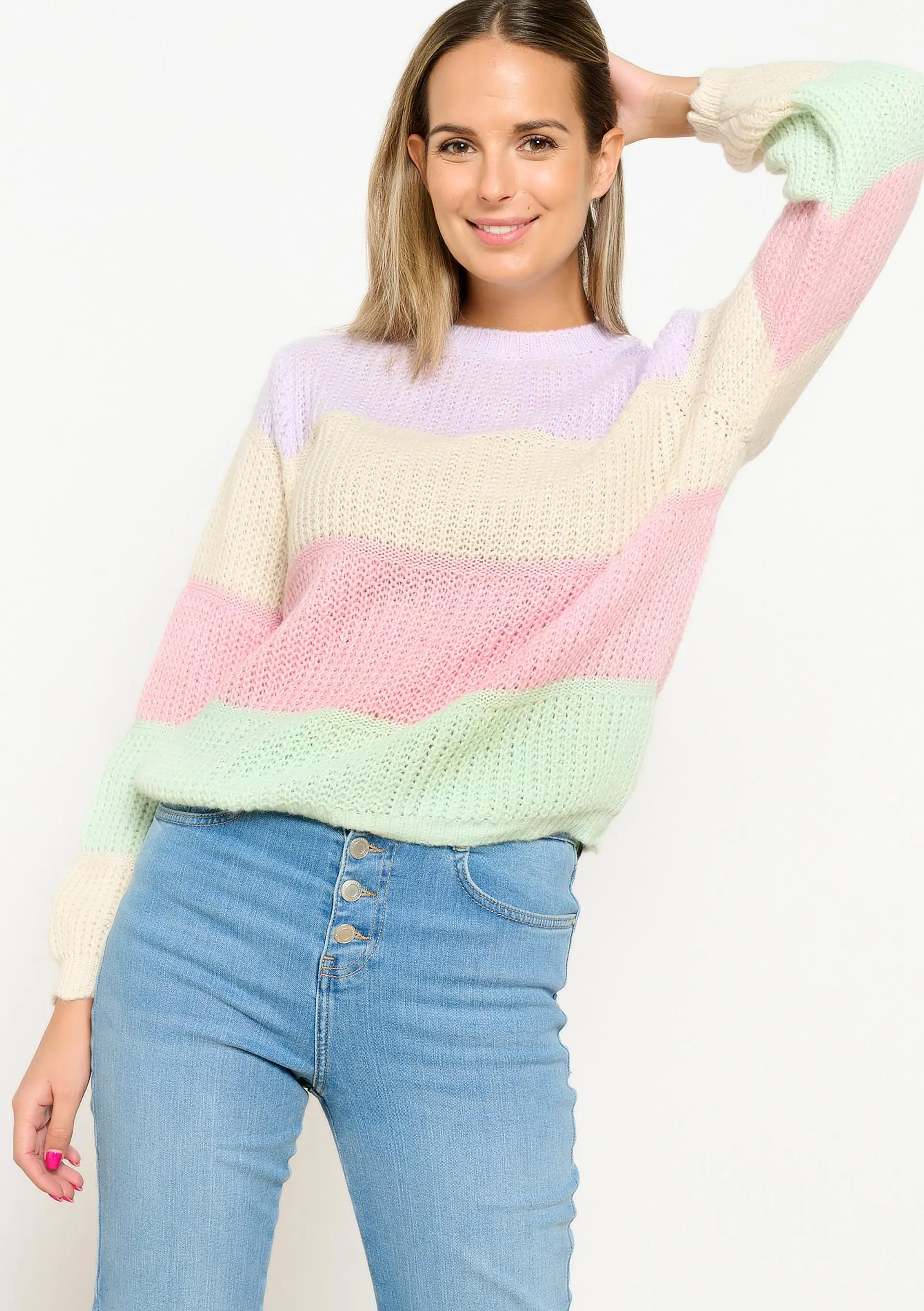 Pullover with colour block