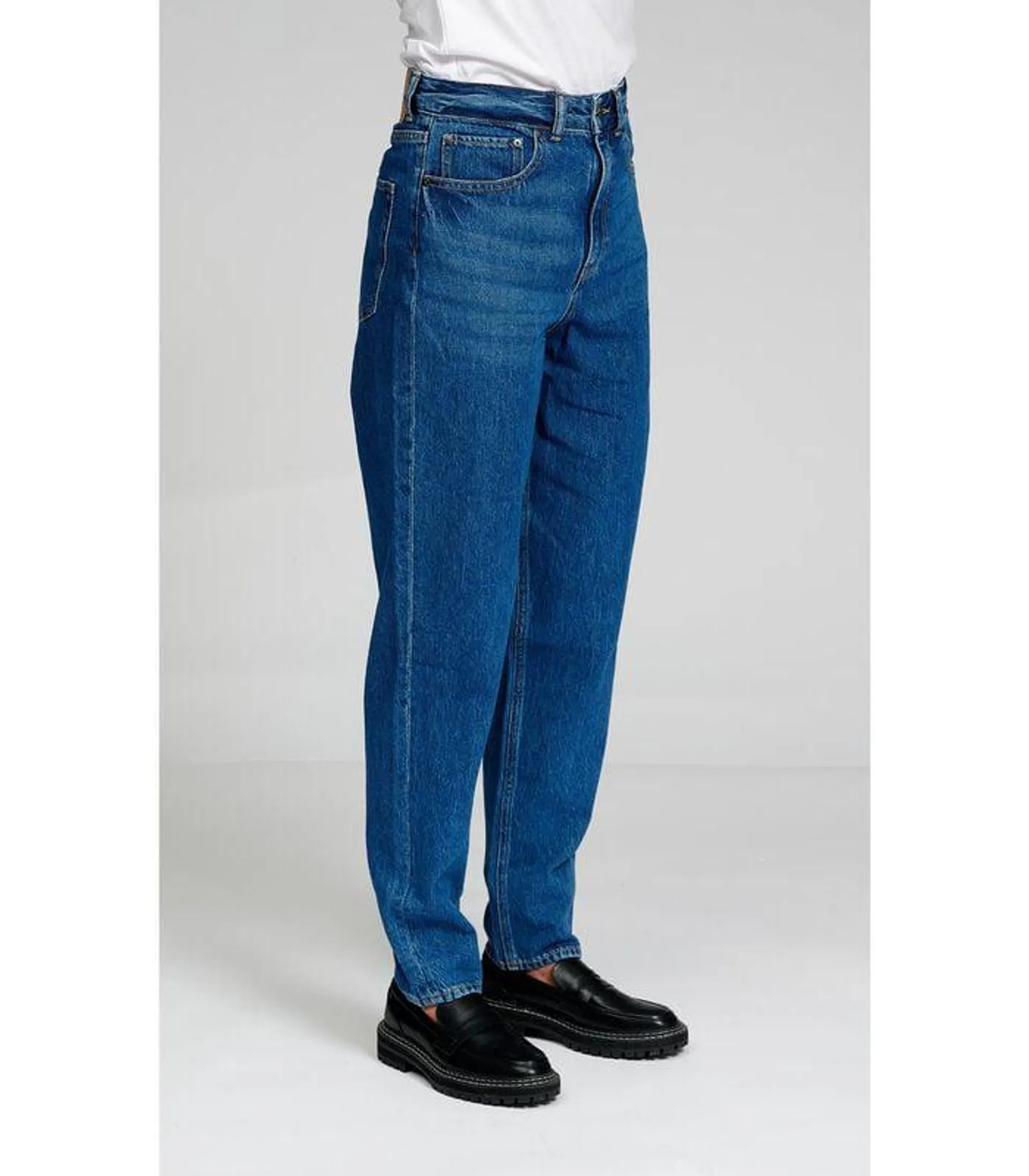 De Originele Performance Mom Jeans - Medium Blauwe Denim