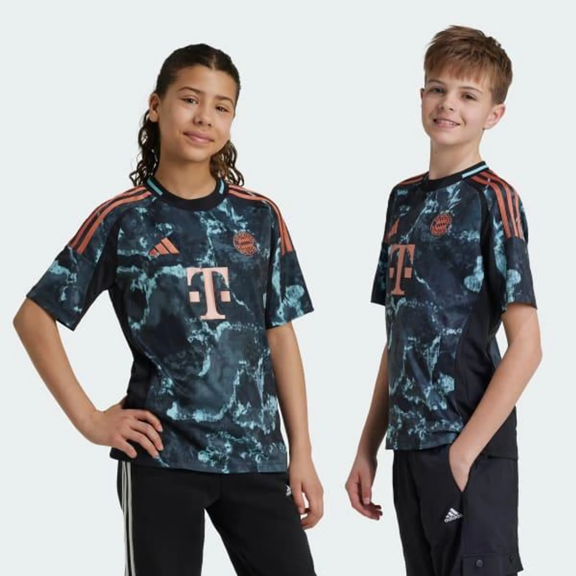 FC Bayern 24/25 Away Jersey Kids