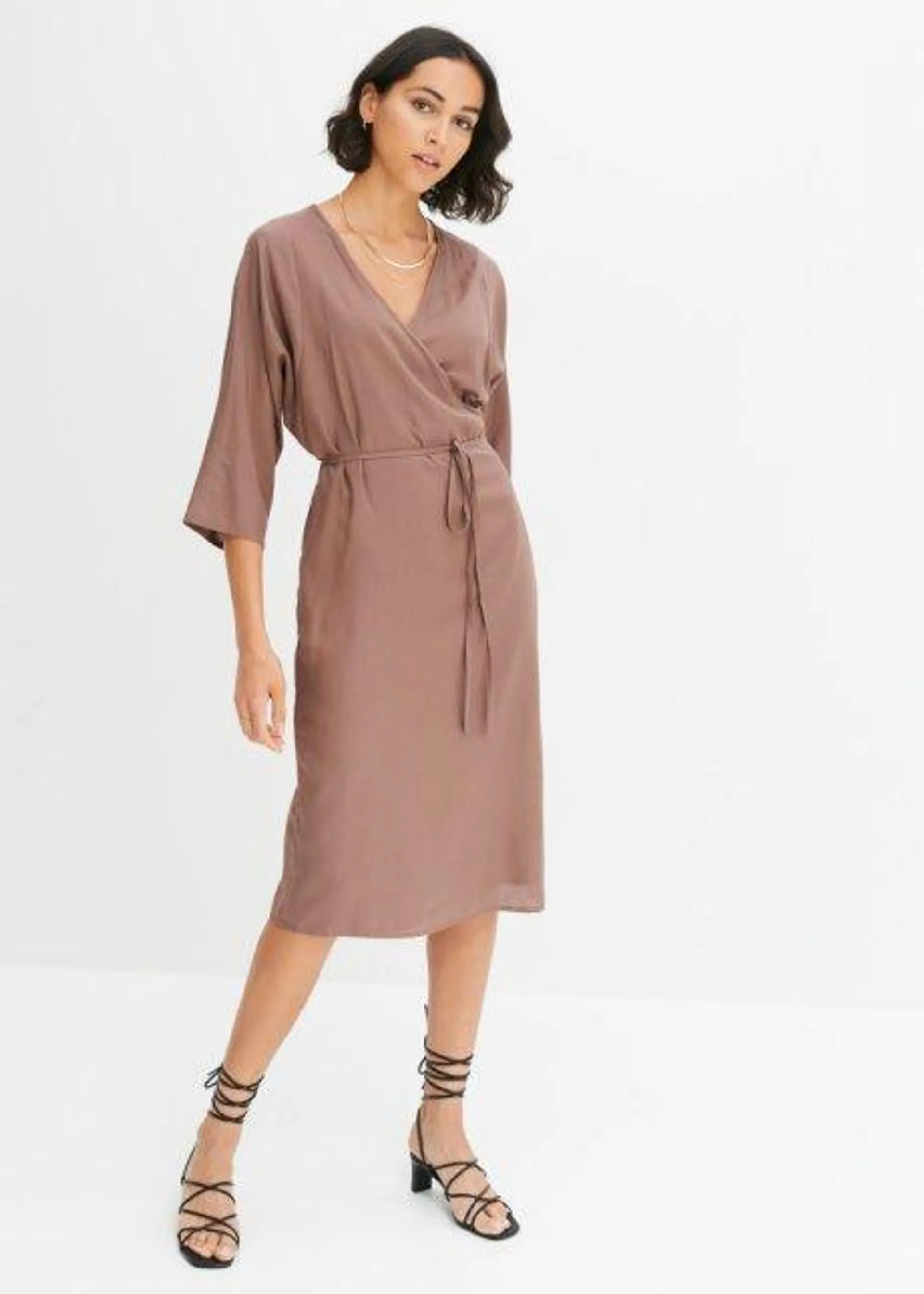 Robe midi en viscose fluide