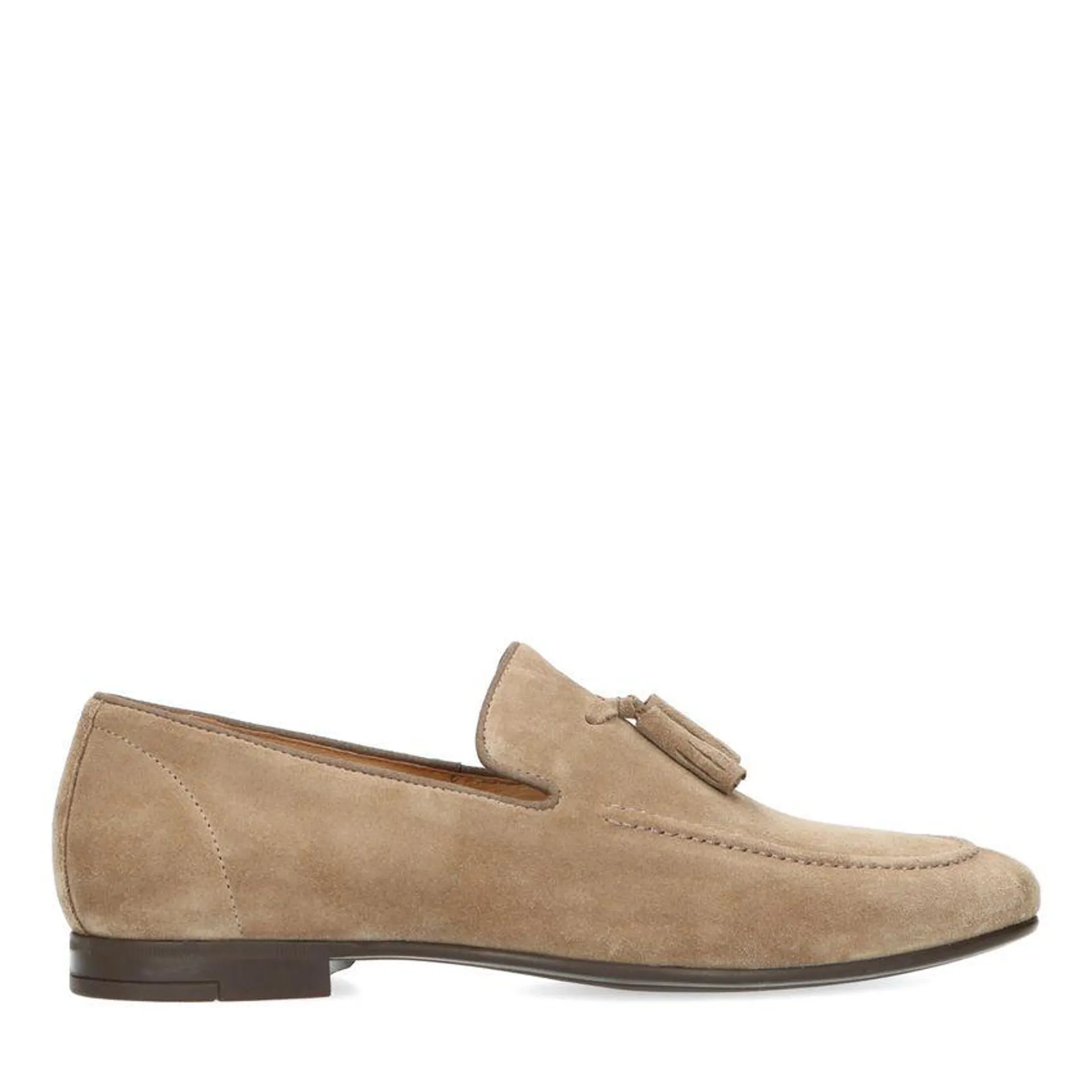 Taupe suède loafers met kwastjes