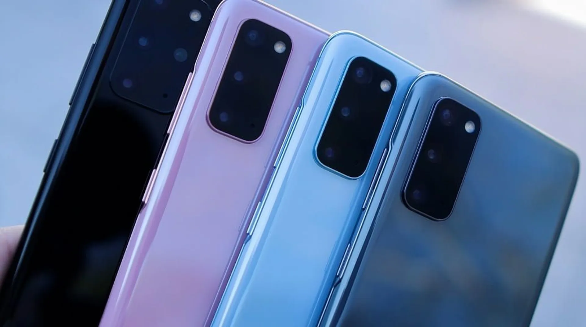 Best Smartphone Deals This Black Friday: Newegg, Apple, Samsung, and Brandsmart USA Compared