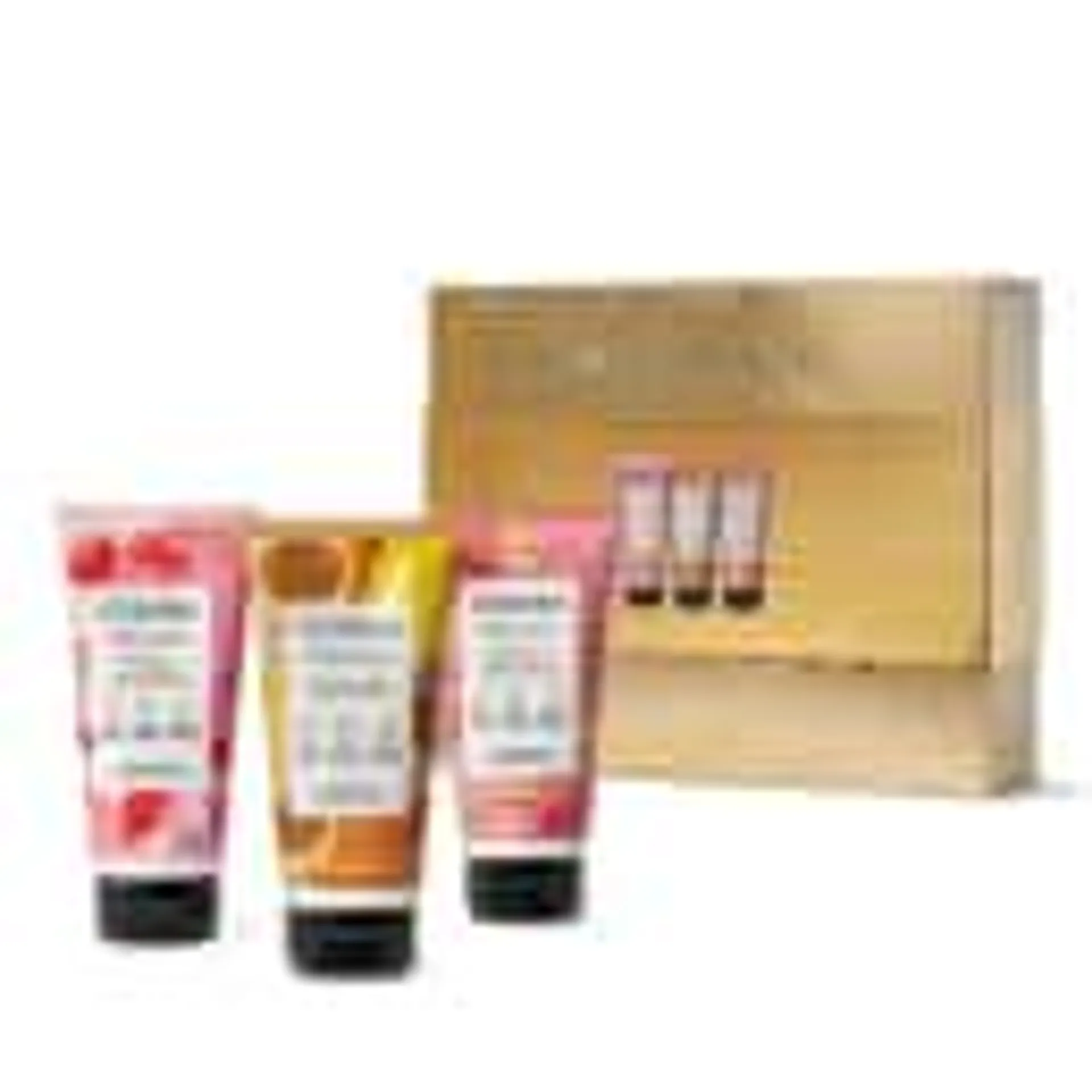 Kit Presente Natal Favoritos: Creme Hidratante Desodorante Frutas Vermelhas 180ml + Creme Relaxante Desodorante Maracujá 180ml + Creme Hidratante Desodorante Cereja e Amêndoas 180ml