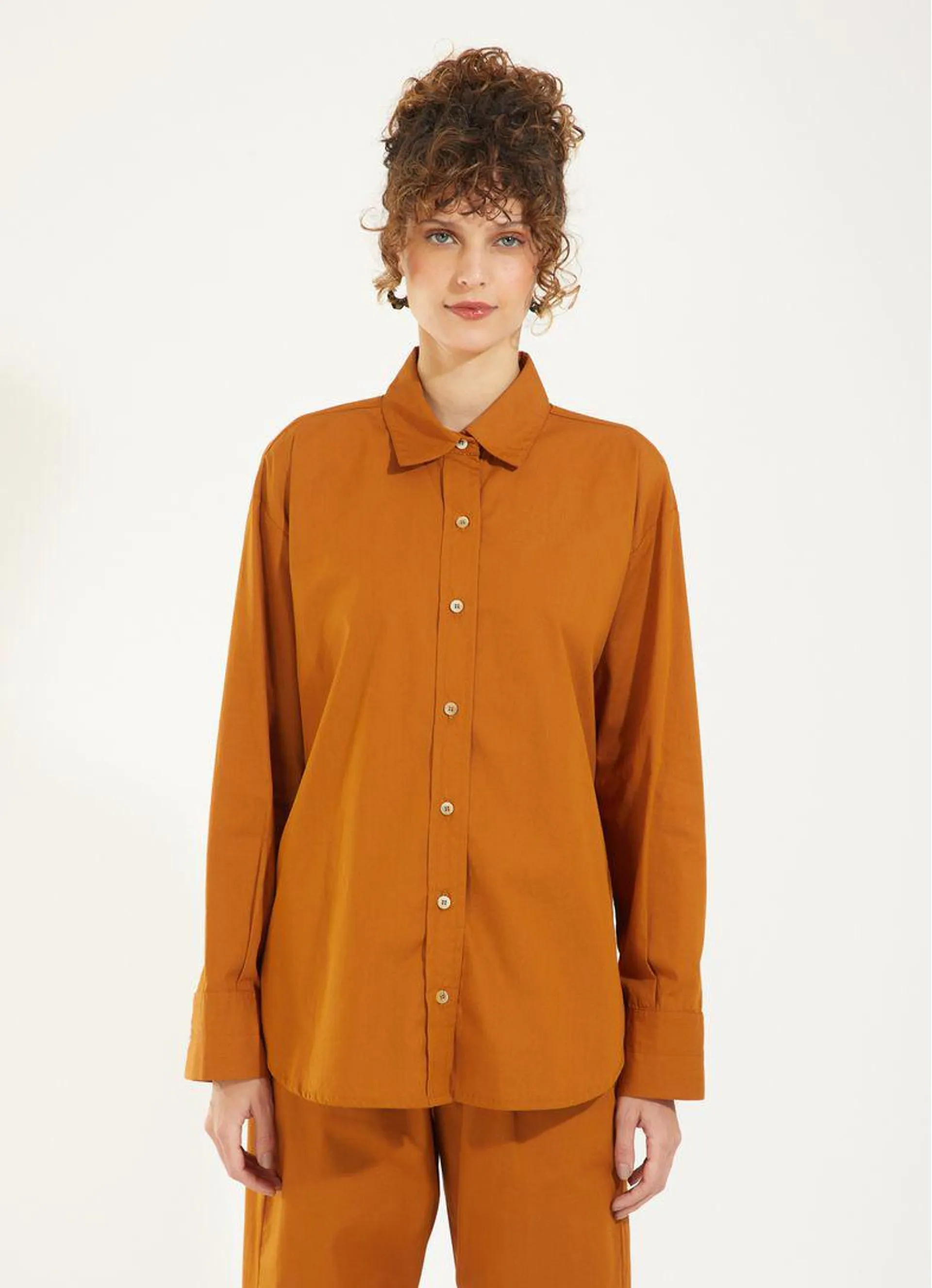 Camisa algodão leve marrom