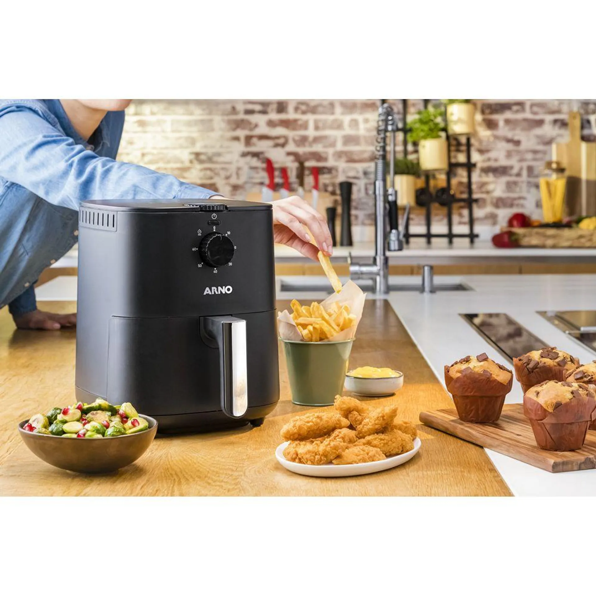 Fritadeira Air Fryer Essential 3,5L AFE3 Arno 127V