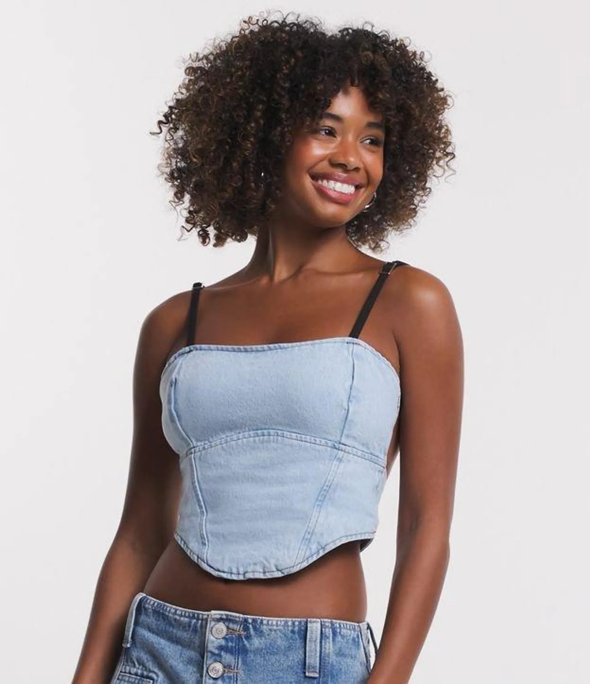 Blusa Cropped em Jeans com Alça Contrastante e Zíper nas Costas Azul