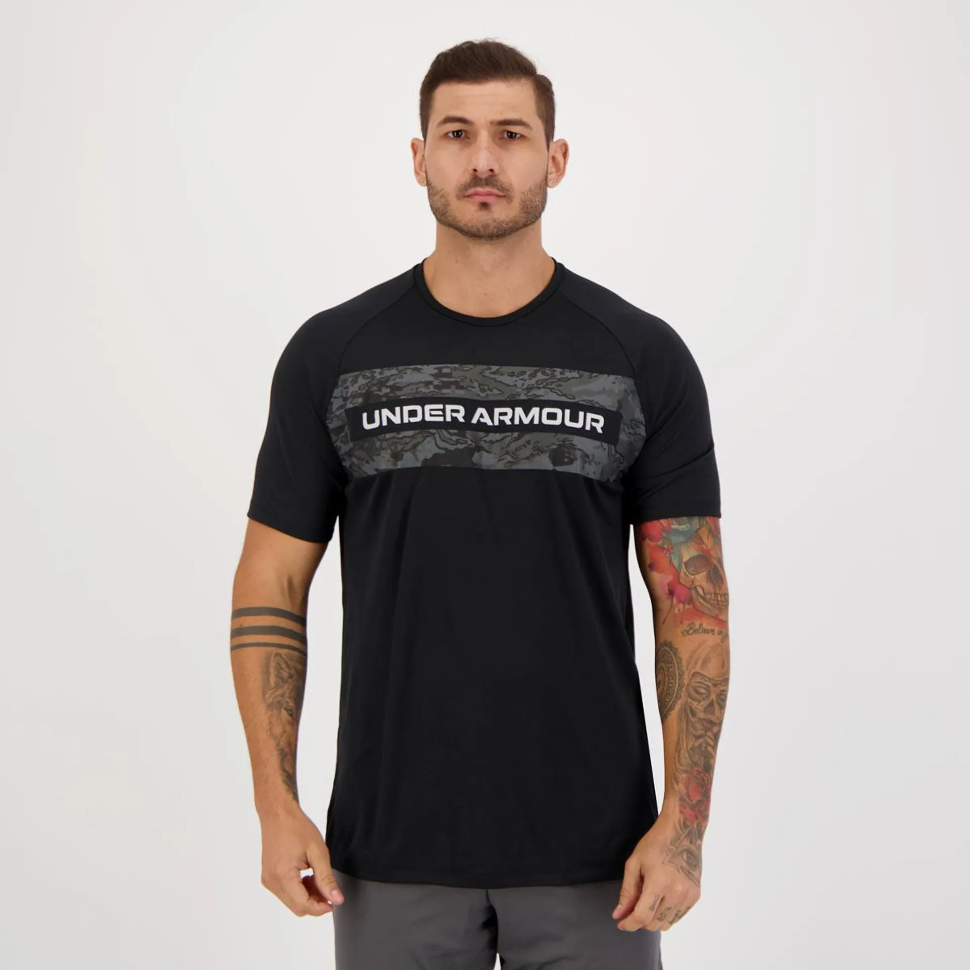 Camiseta Under Armour Tech 2.0 Boxed Preta