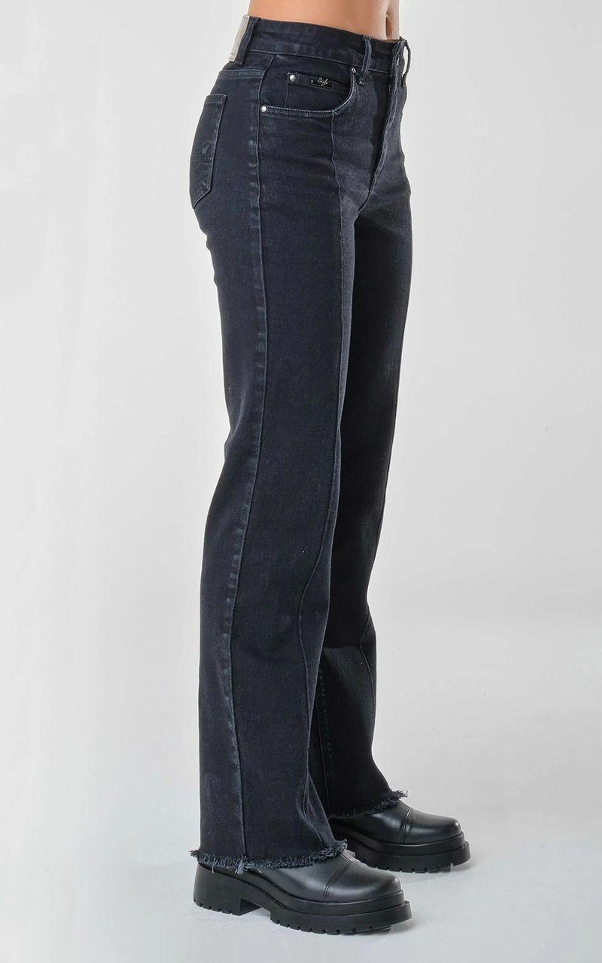 Calça Jeans Reta Feminina - PRETO