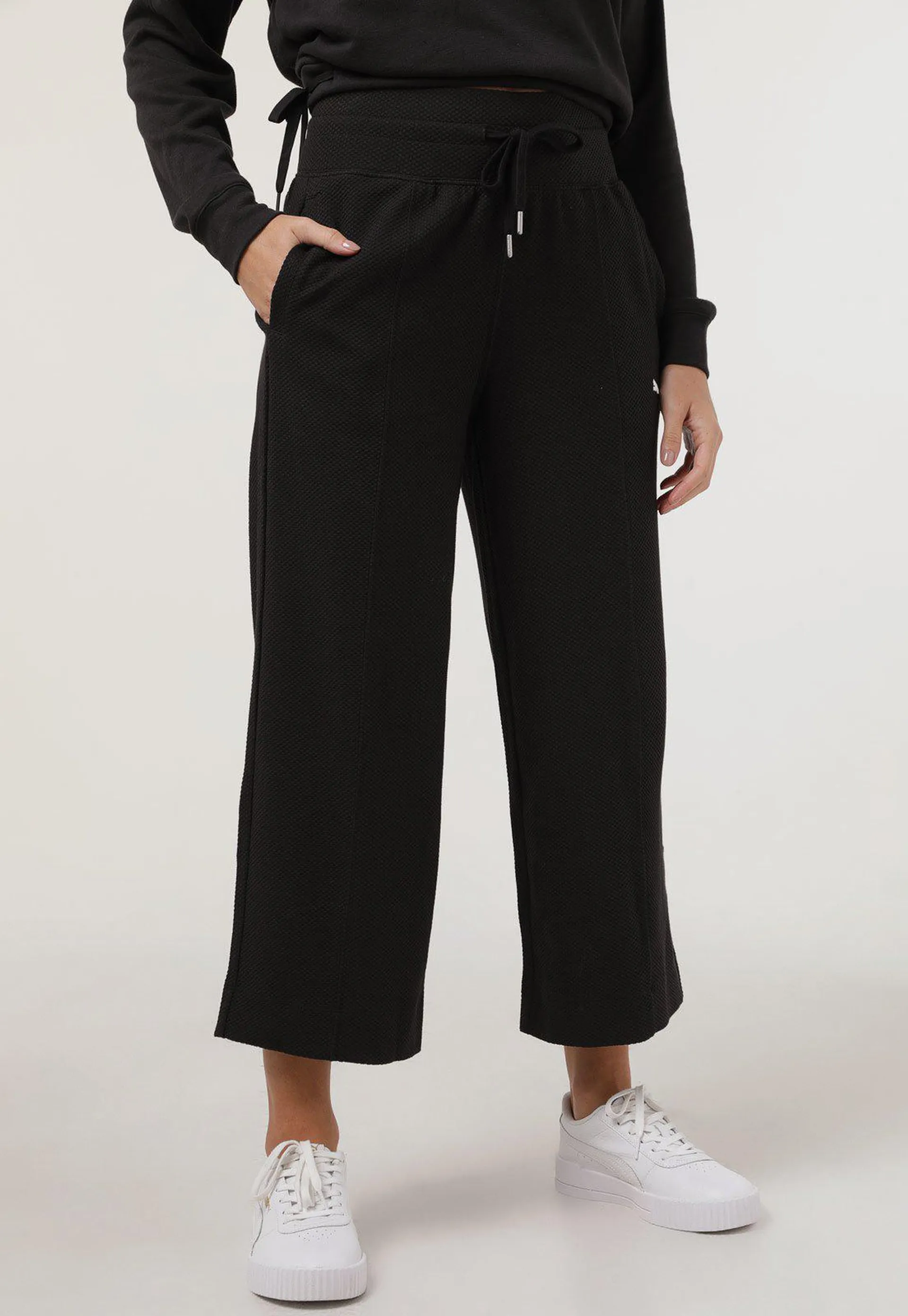 Calça Puma Pantacourt Her Preta
