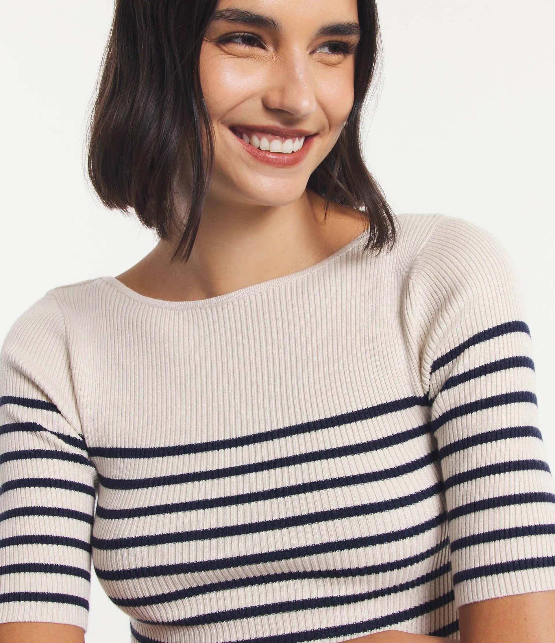Blusa em Tricõ com Textura Canelada e Estampa Listrada Bege