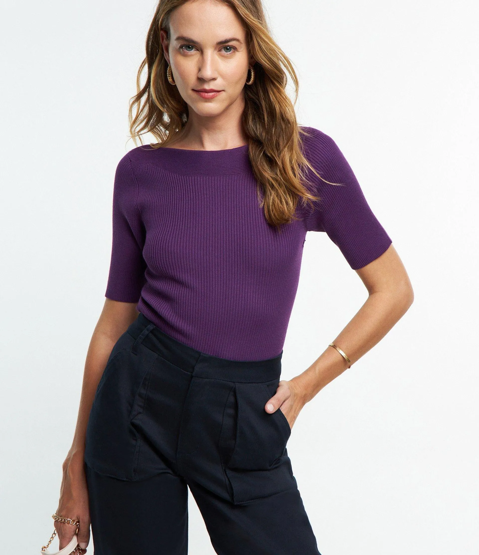 Blusa Básica em Tricô com Gola Canoa Roxo