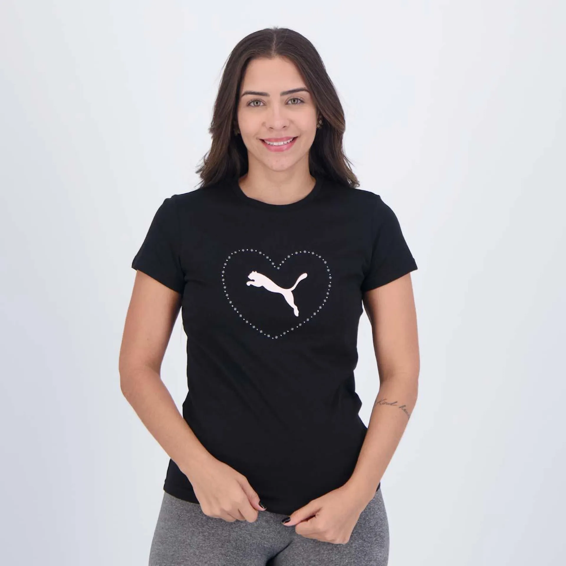 Camiseta Puma Valentine Graphic Feminina Preta