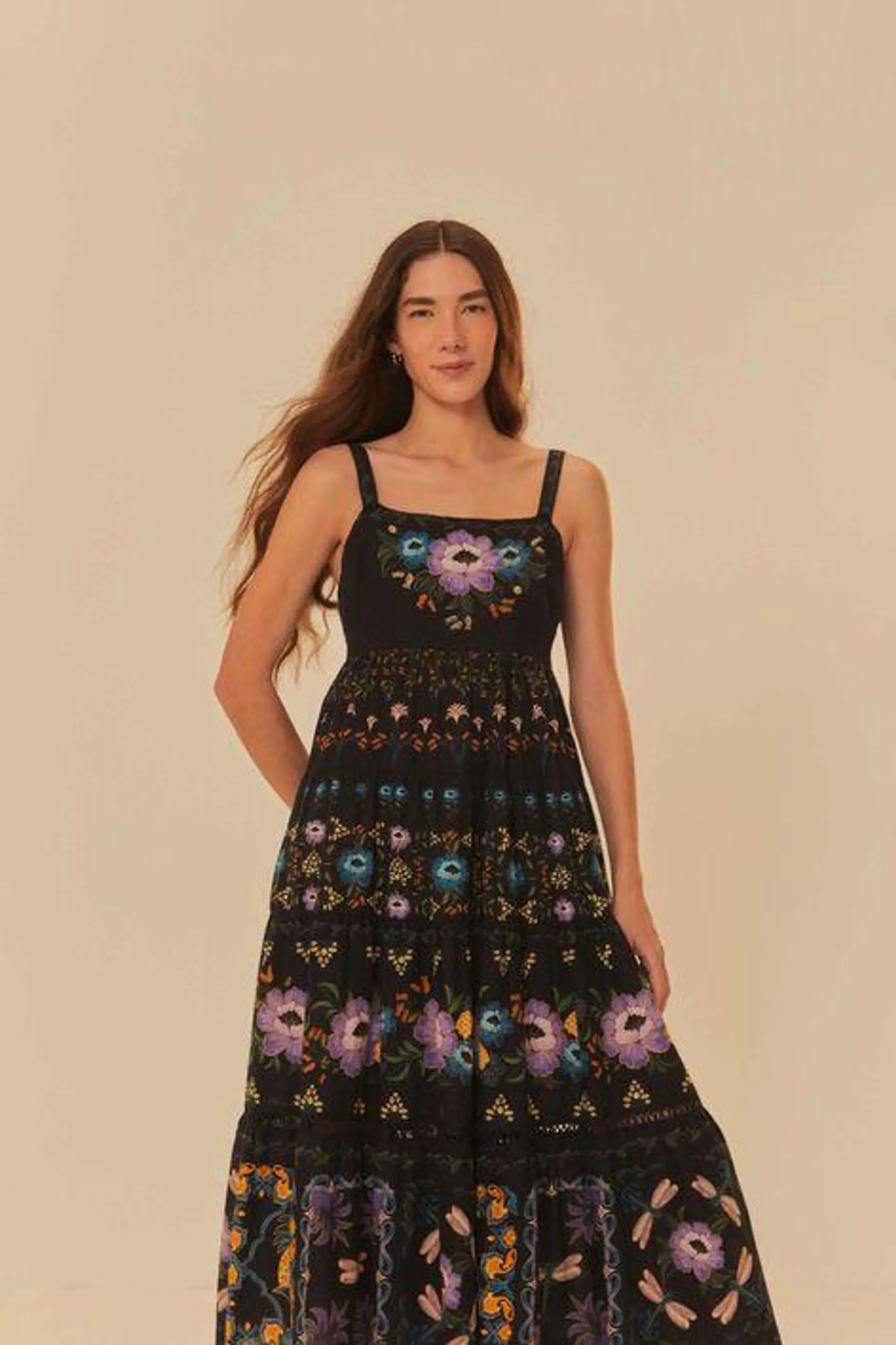 Vestido Cropped Estampado Jardim Encantado