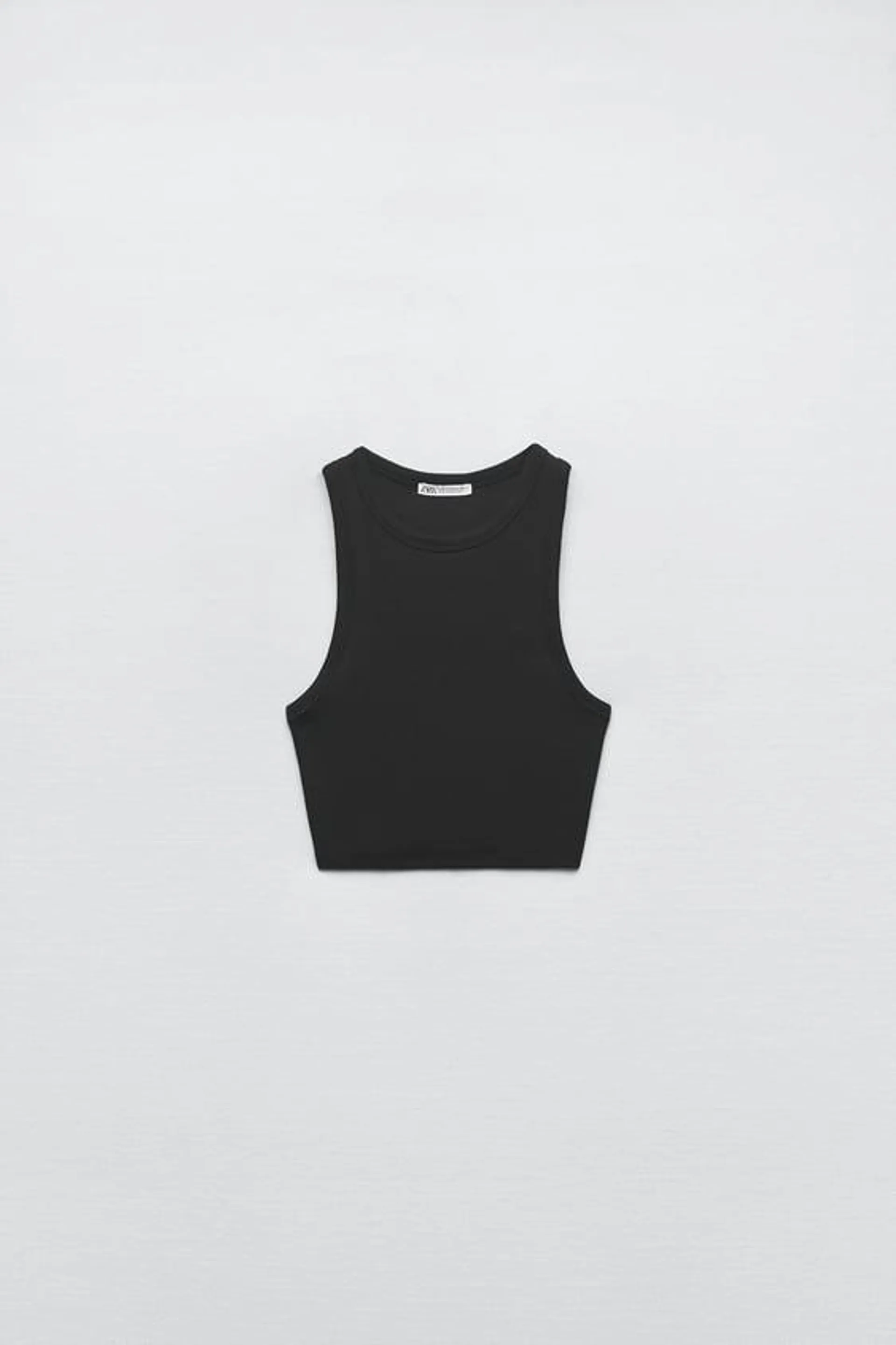 CAMISETA BÁSICA COM NERVURAS
