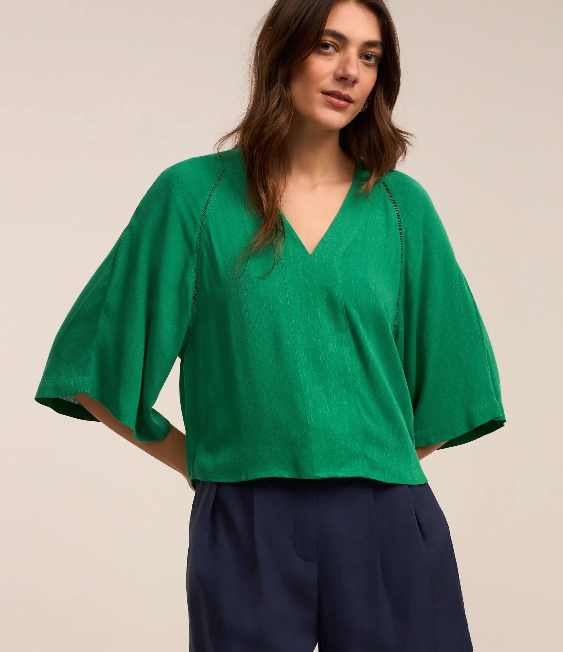 Blusa Manga Ampla em Viscolinho Texturizado Verde