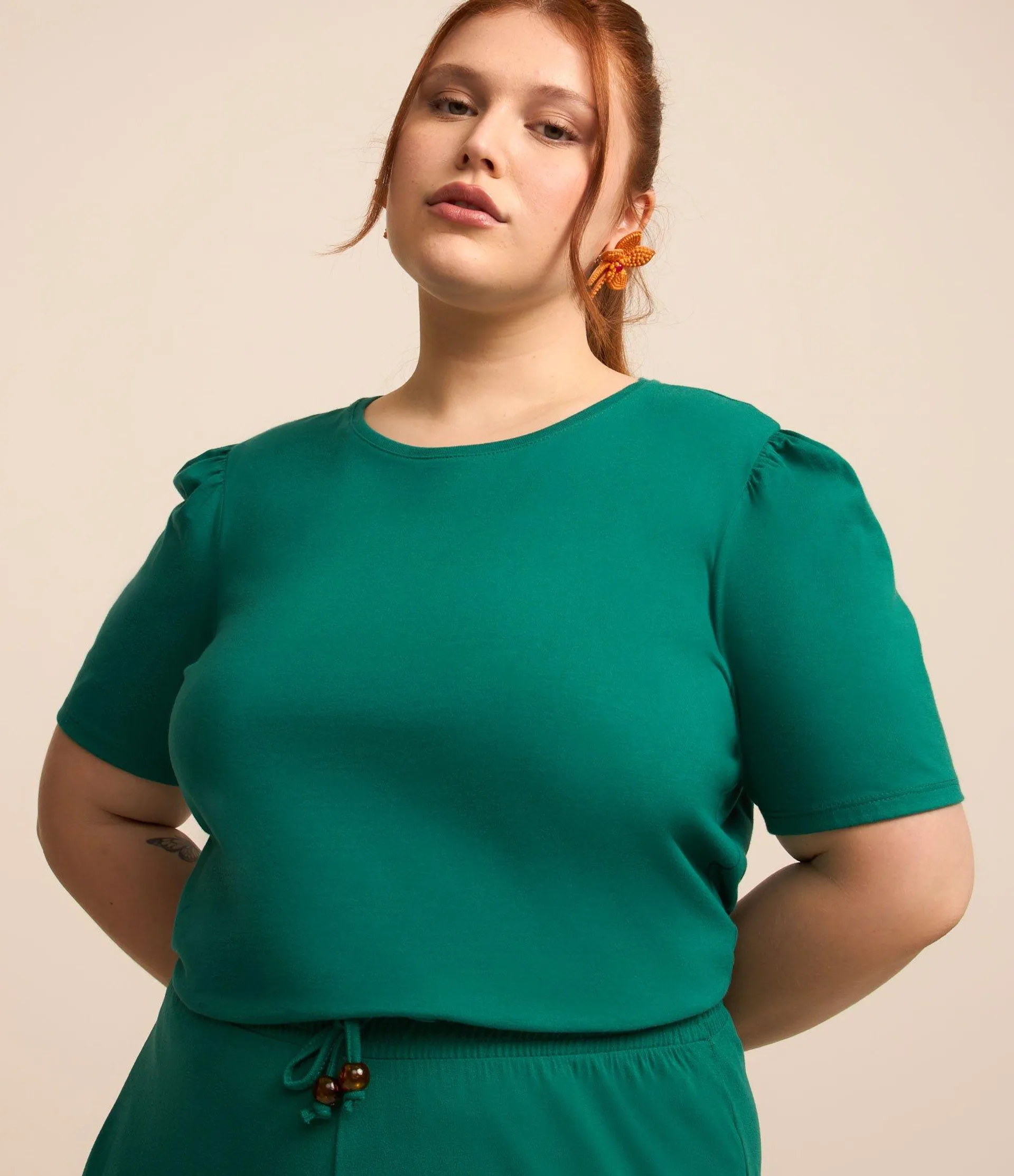 Blusa em Algodão com Manga Curta Bufante Curve & Plus Size Verde