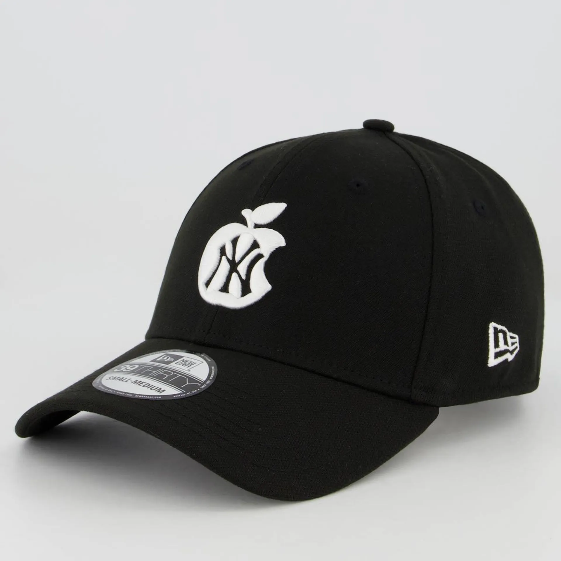 Boné New Era MLB New York Yankees 3930 Apple Preto