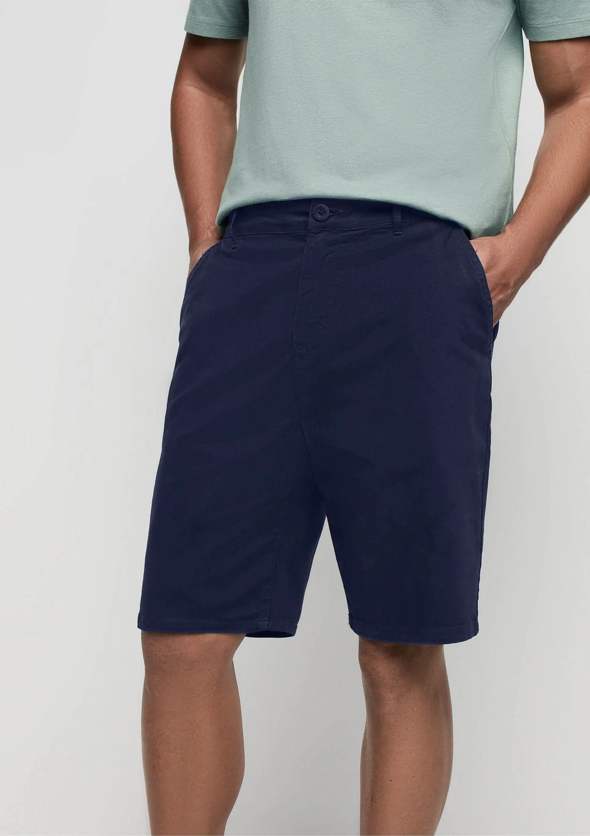 Bermuda Masculina Em Sarja Chino - Azul