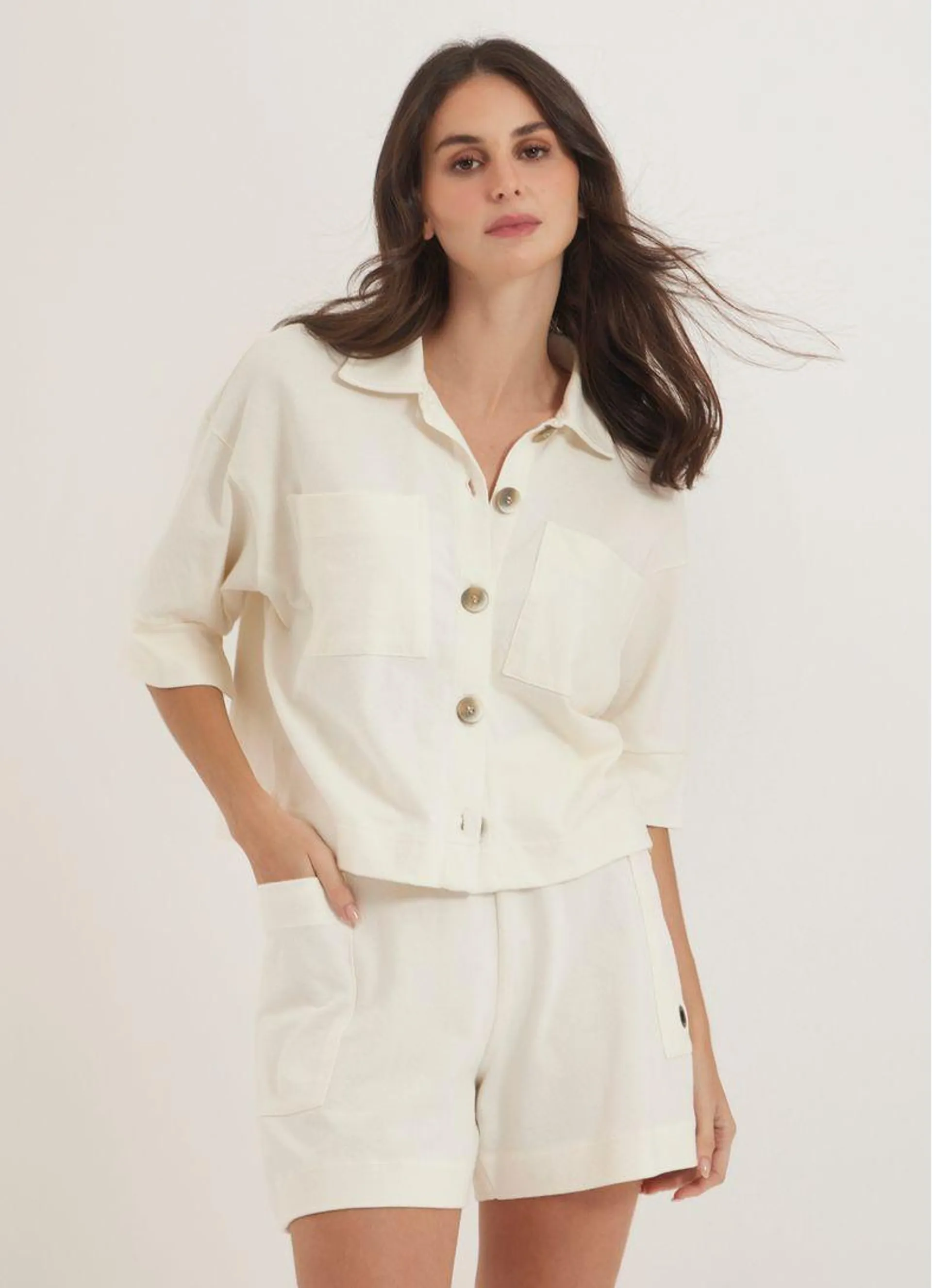 Camisa ampla malha crepe off white