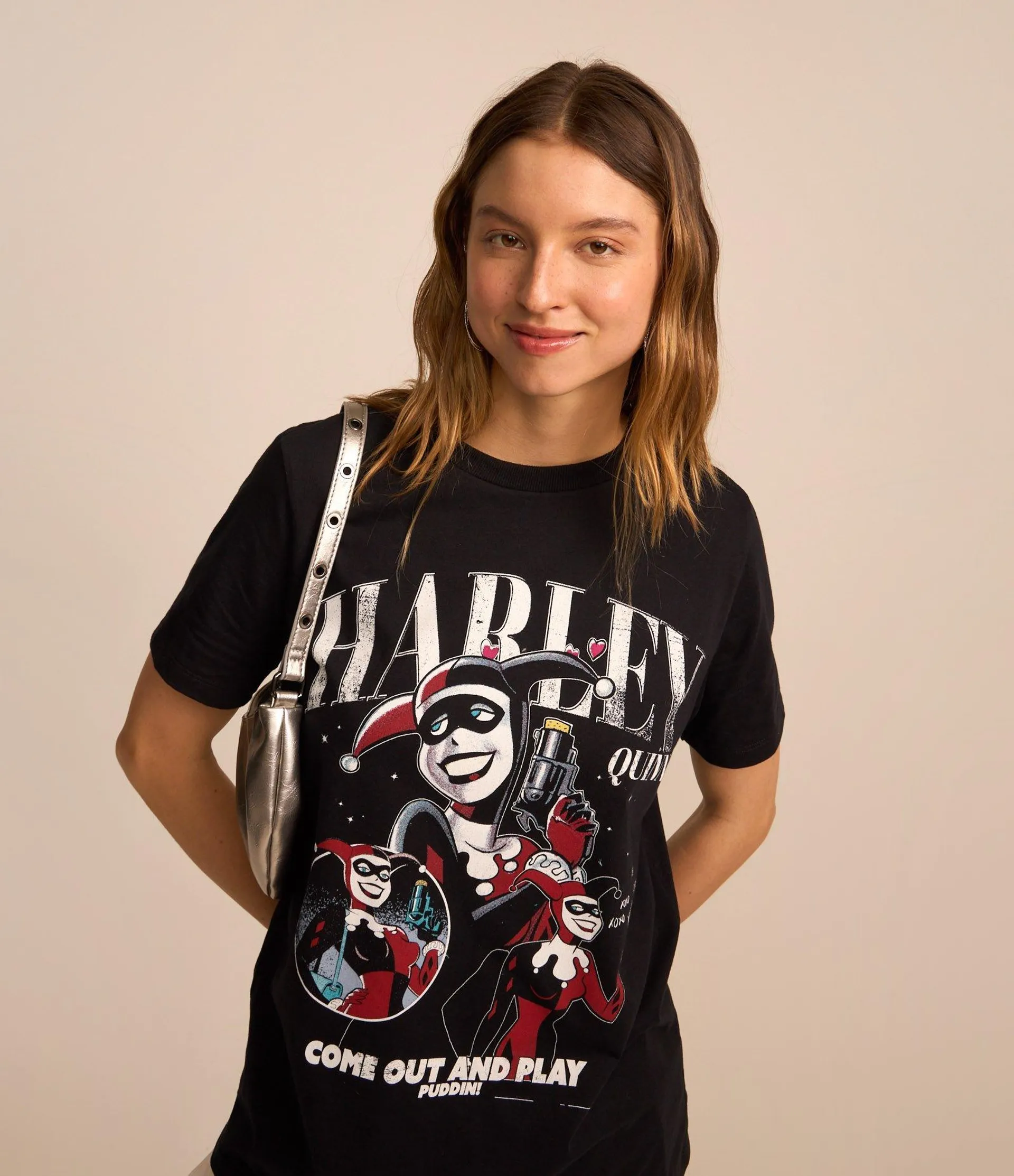 Camiseta Alongada em Algodão com Estampa Harley Quinn Preto