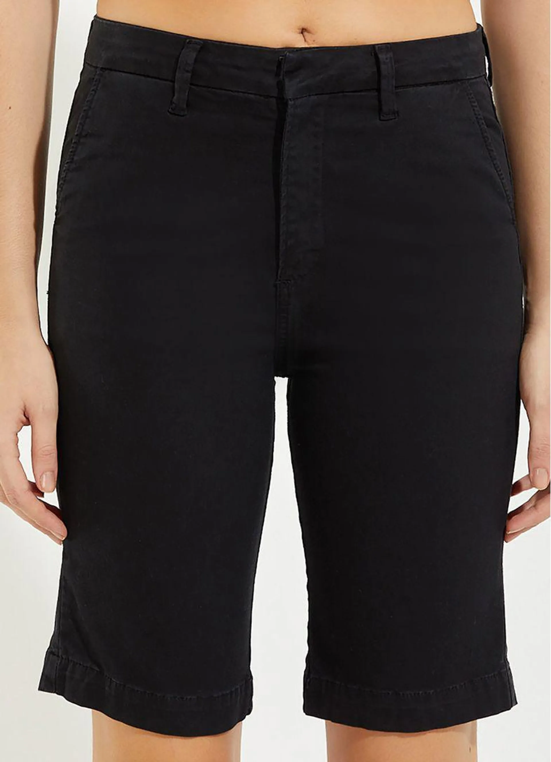 Bermuda sarja comfort alfaiataria color preto