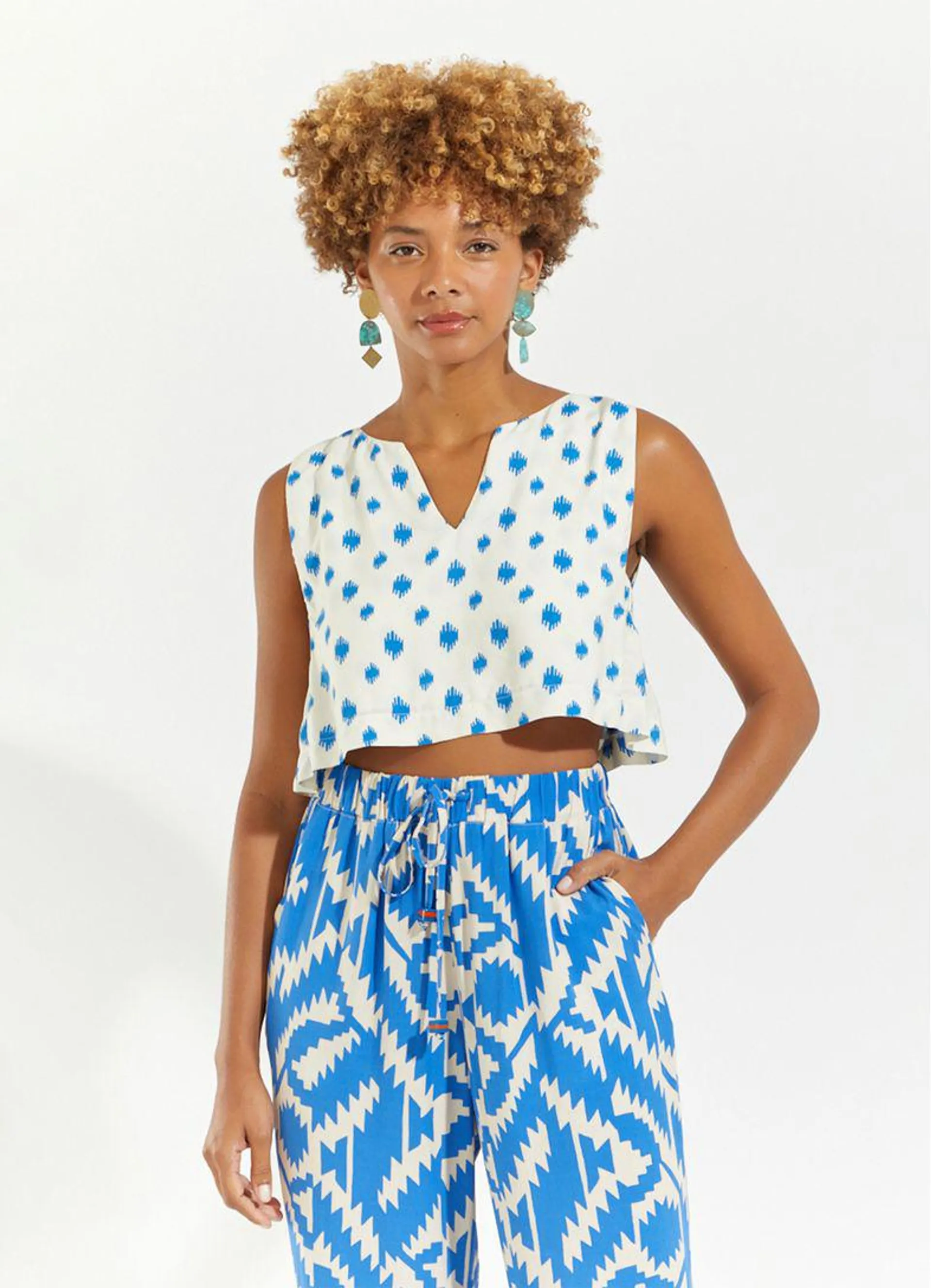 Blusa sem manga estampada zaer